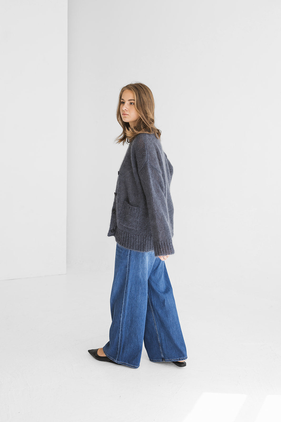 Gray cable knit fluffy mohair wool women's cardigan with buttons and pockets,grey chunky knitted fuzzy slightly oversized thick fall sweater