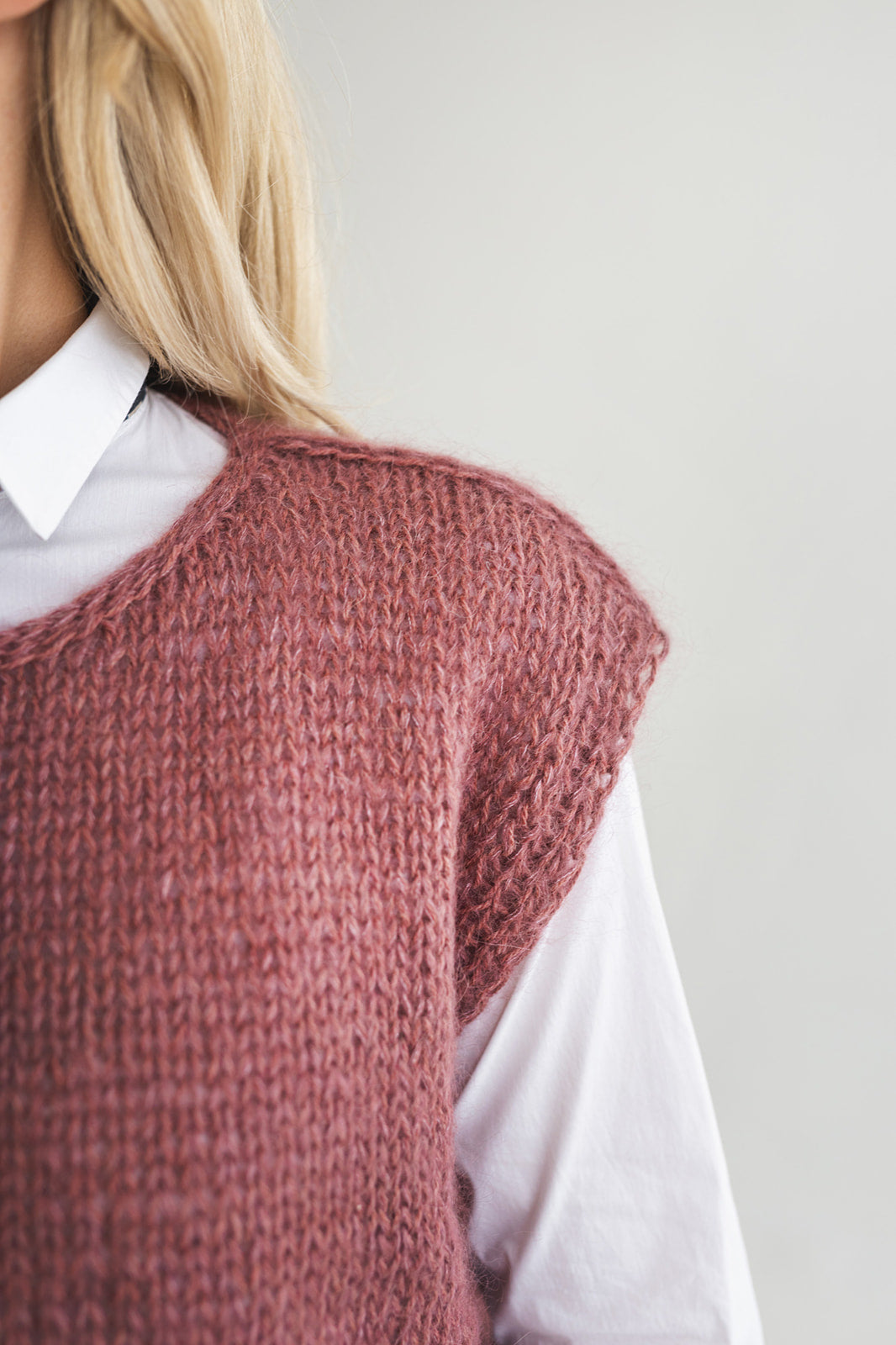 Purple mohair blend sweater vest