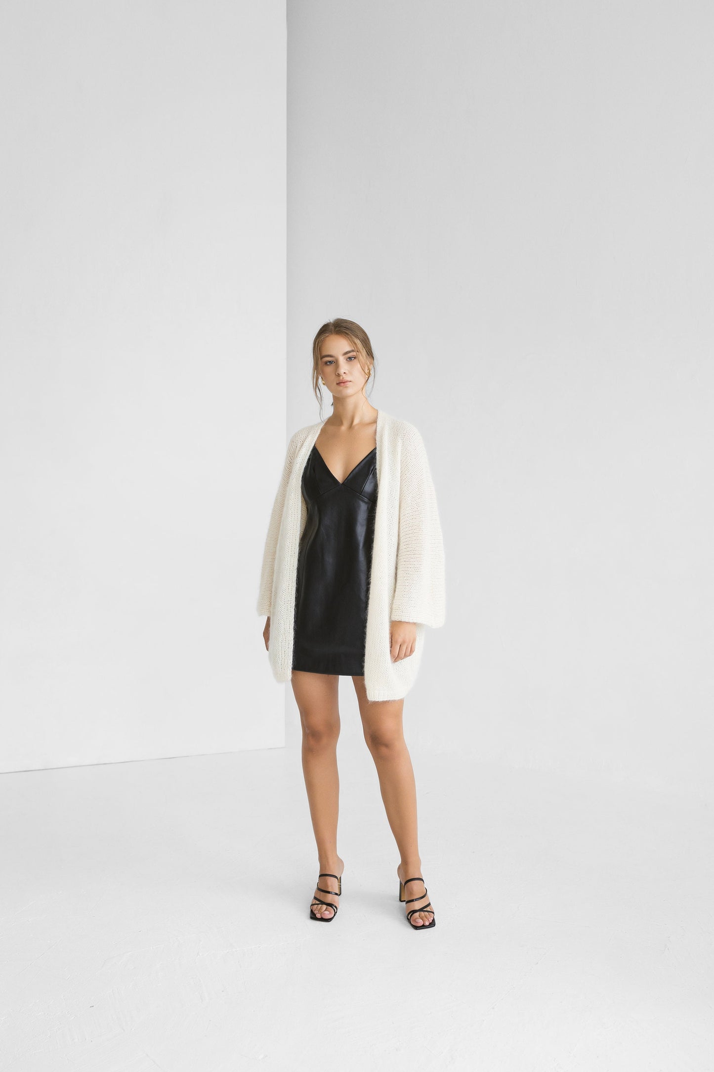 White cable knit kimono mohair cardigan, oversized fluffy alpaca wool blend chunky knitted sweater, ivory boho thick strickjacke damen gift