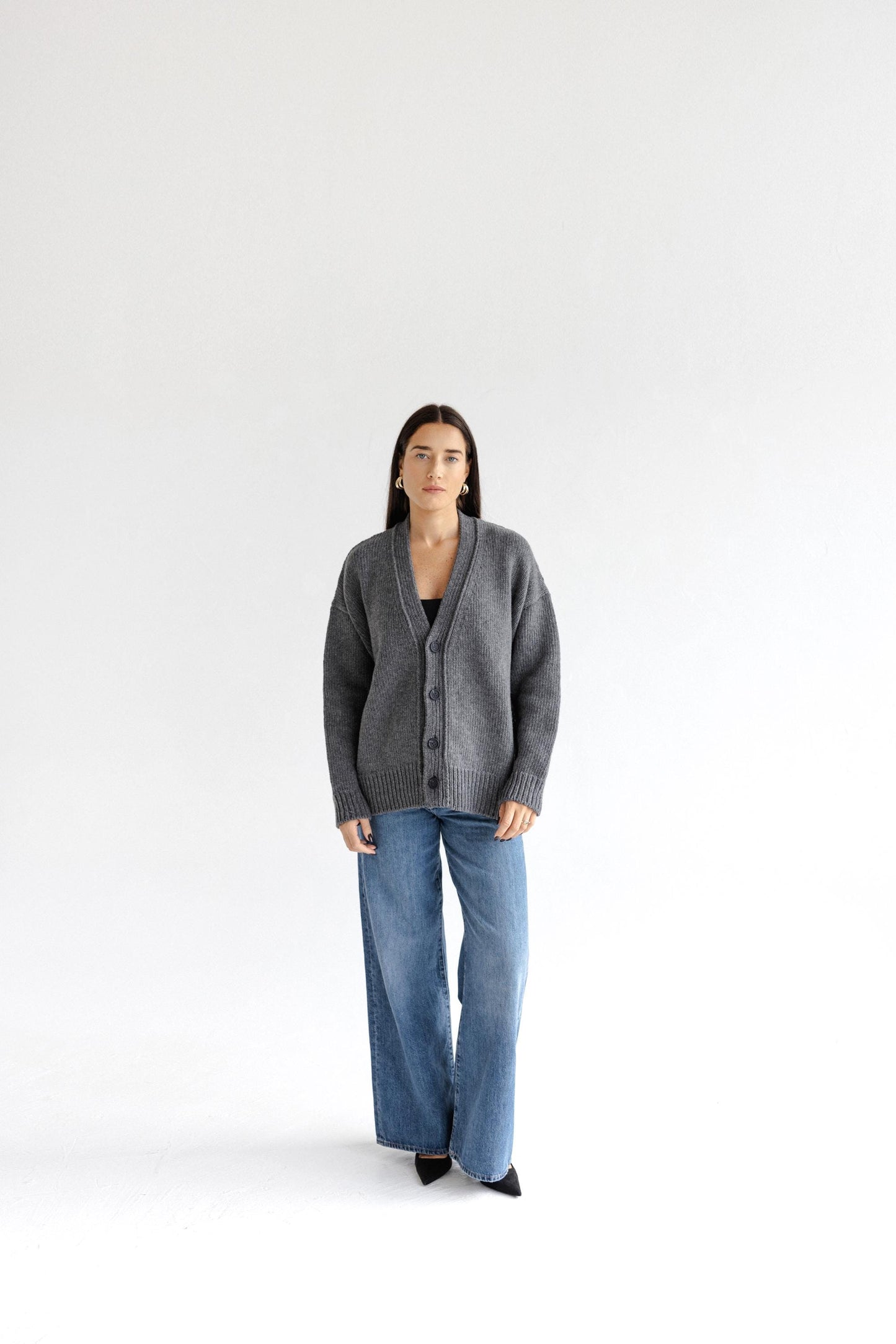 Gray Chunky Knitted Merino Wool Unisex Cardigan With Buttons, Grey Oversized Cable Knit V-neck Woolen Sweater, Matching Couple, Family Set