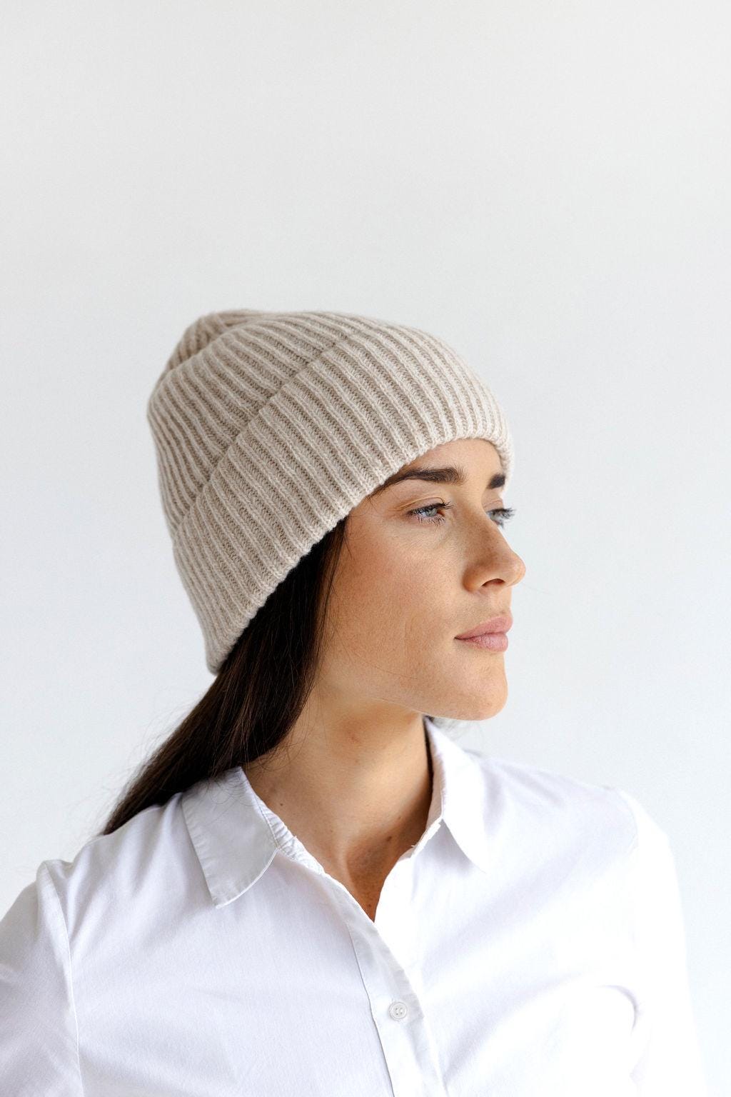 Black Ribbed Knit Merino Wool Women's Fall Winter Hat