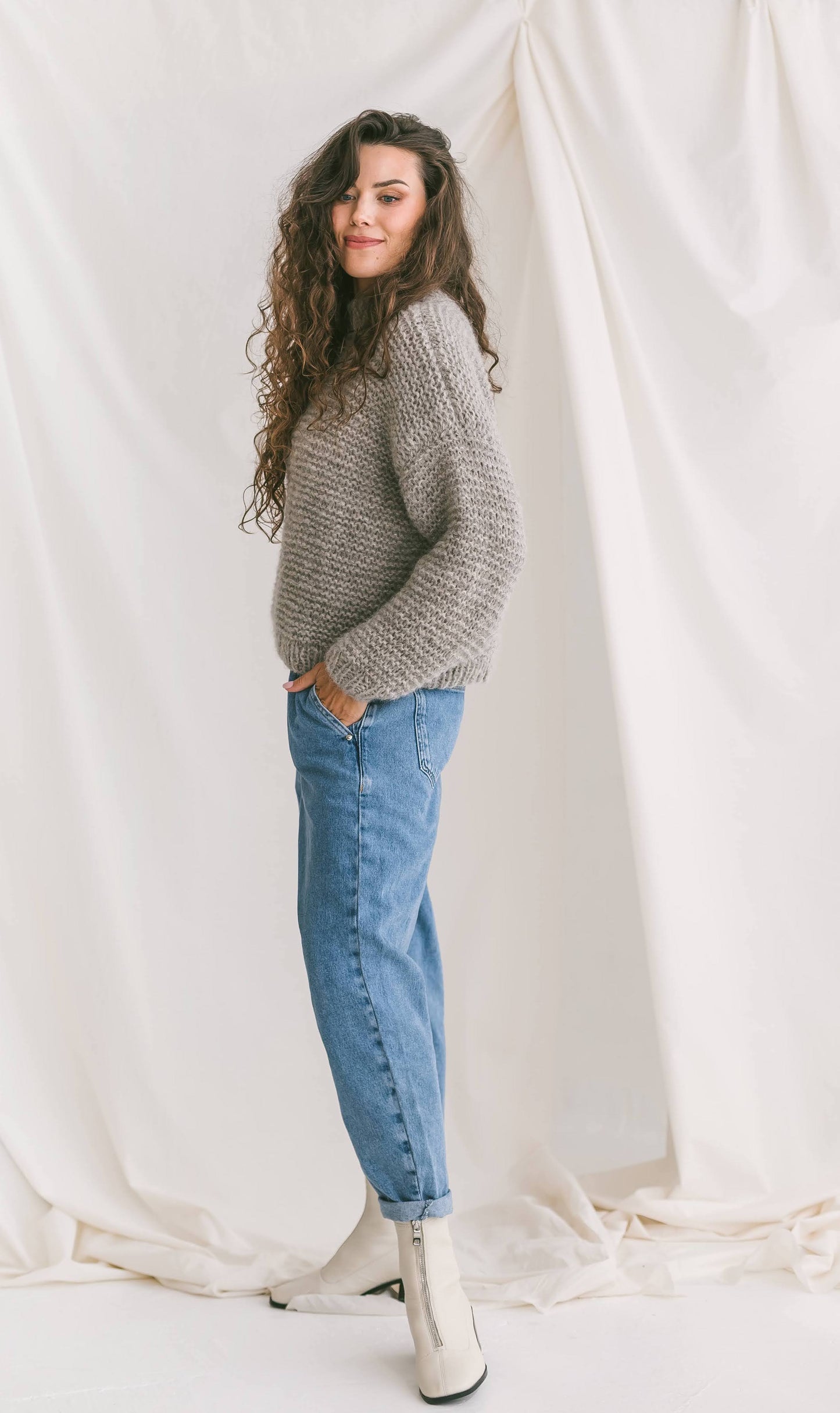 Light Gray Cable Knit Sweater, Relaxed Fit Jumper, Grey Alpaca Pullover, Chunky Knit Wool Sweater, Knitted Jumper, Oversized Woman Sweater