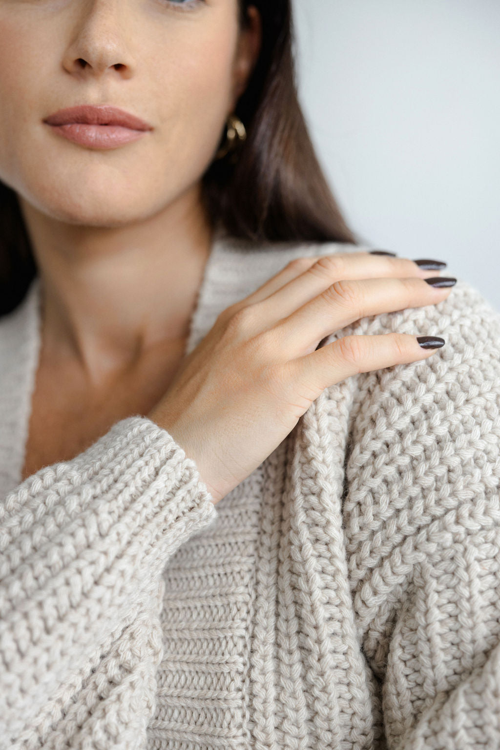 Chunky Knitted Beige Merino Wool Women's Cardigan, Taupe Open Front Cable Knit Woolen Sweater For Women, Nude Minimal Ribbed Bomber Jacket