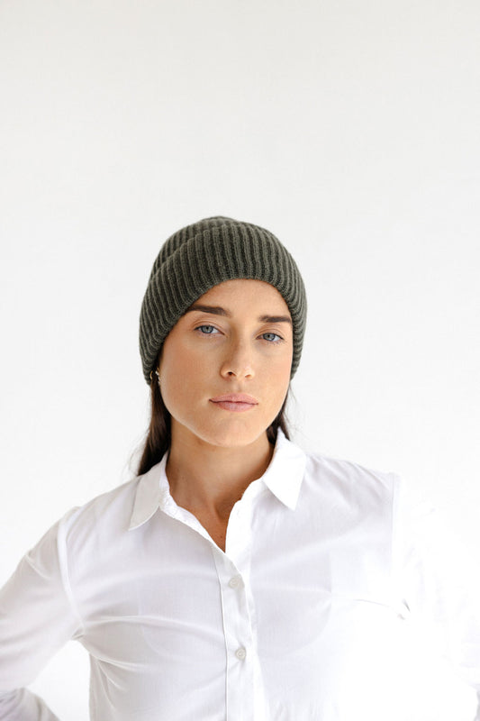 Women's Green Merino Wool Beanie – Ribbed Knit Winter Hat, Handmade Wool Cap, Warm Fall & Winter Accessories