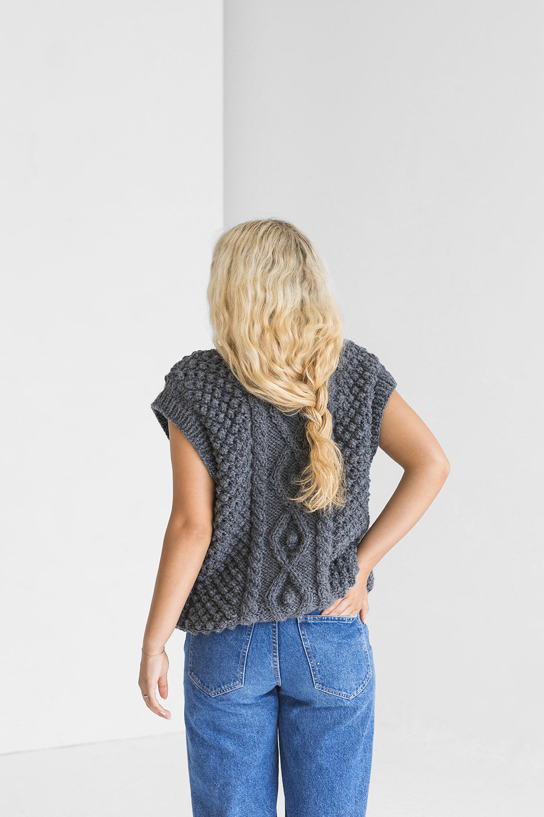 Chunky knit gray alpaca wool sweater vest, grey cable knitted v-neck winter gilet,thick handmade Fair Isle hand-made top pullover with braid