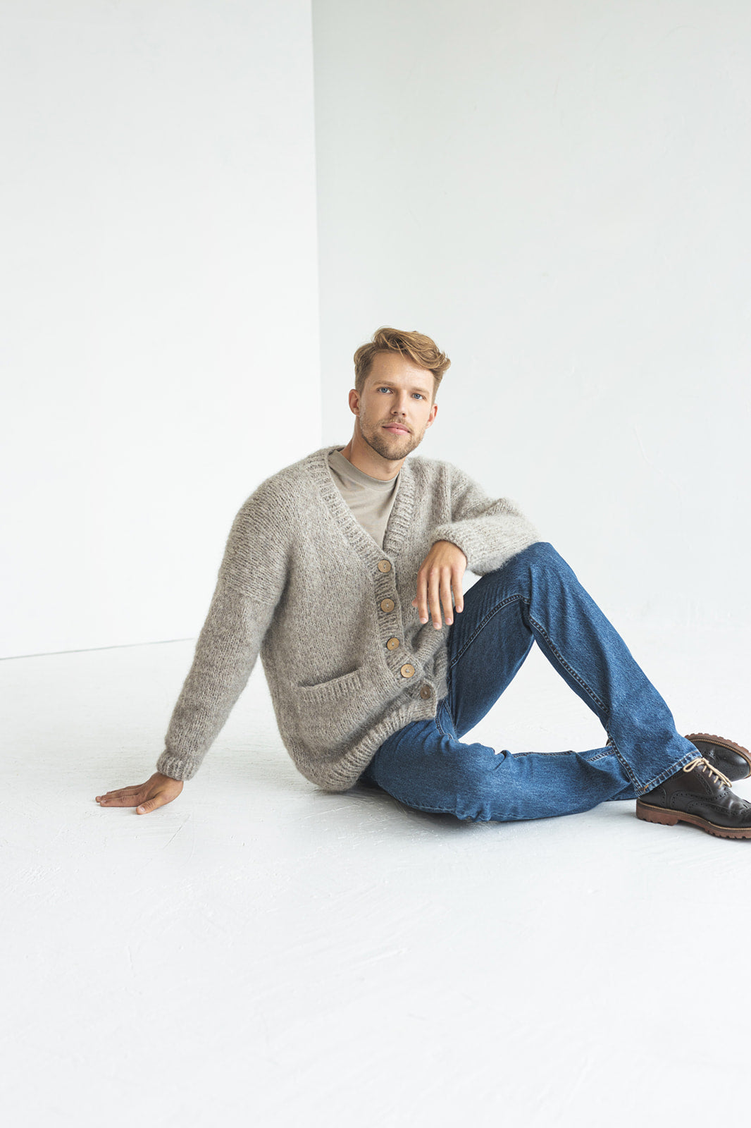Men's knitted light gray alpaca wool cardigan, grey cable knit Scandinavian sweater for man, minimalist jacket with buttons, pockets for men