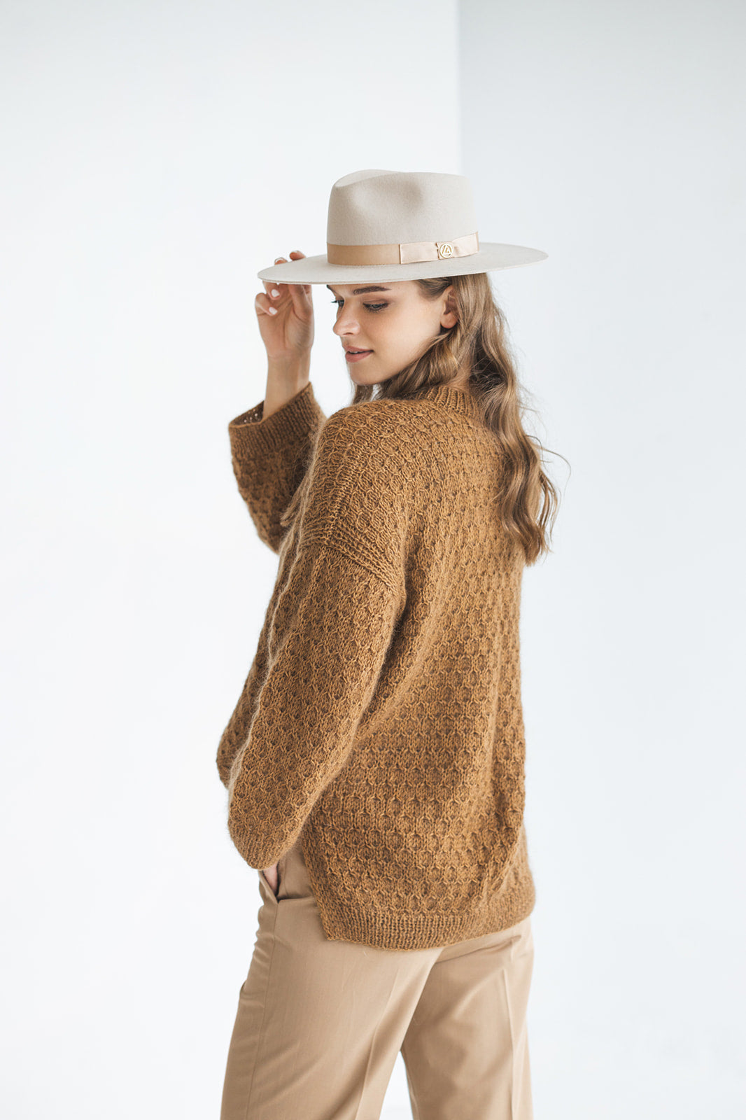 Brown mohair cable knitted thick fluffy sweater, wide sleeves, cinnamon beige longer back alpaca wool jumper, fuzzy oversized knit pullover