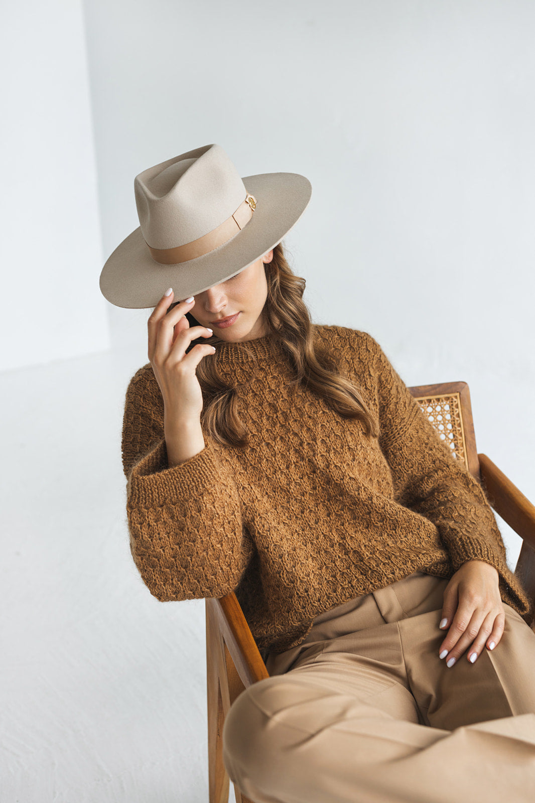 Brown mohair cable knitted thick fluffy sweater, wide sleeves, cinnamon beige longer back alpaca wool jumper, fuzzy oversized knit pullover