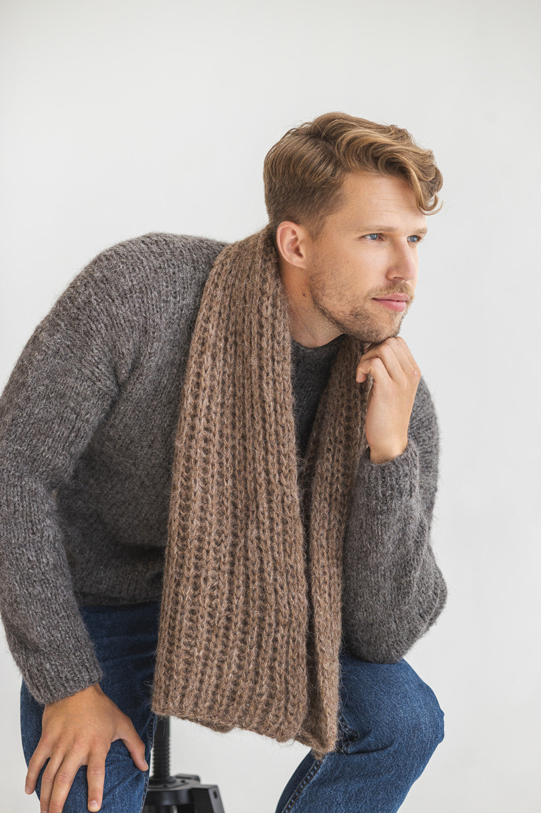 Brown cable knit alpaca wool mens scarf, beige oversized alpaca neck warmer for man, handmade camel ribbed chunky knitted winter scarves