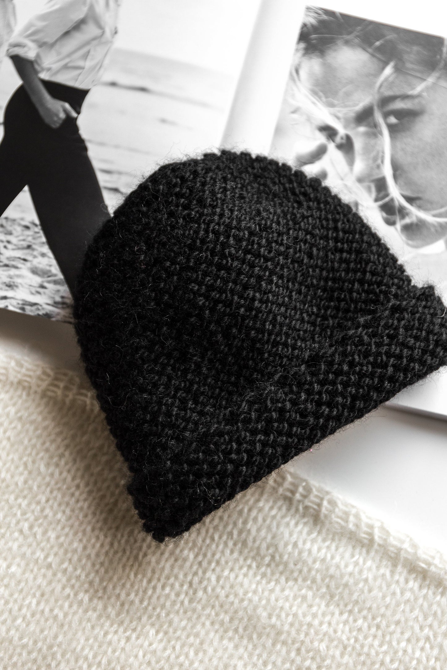 Knit hat and scarf set. Lovely women's alpaca scarf and alpaca hat. Chunky scarf and beanie black hat.
