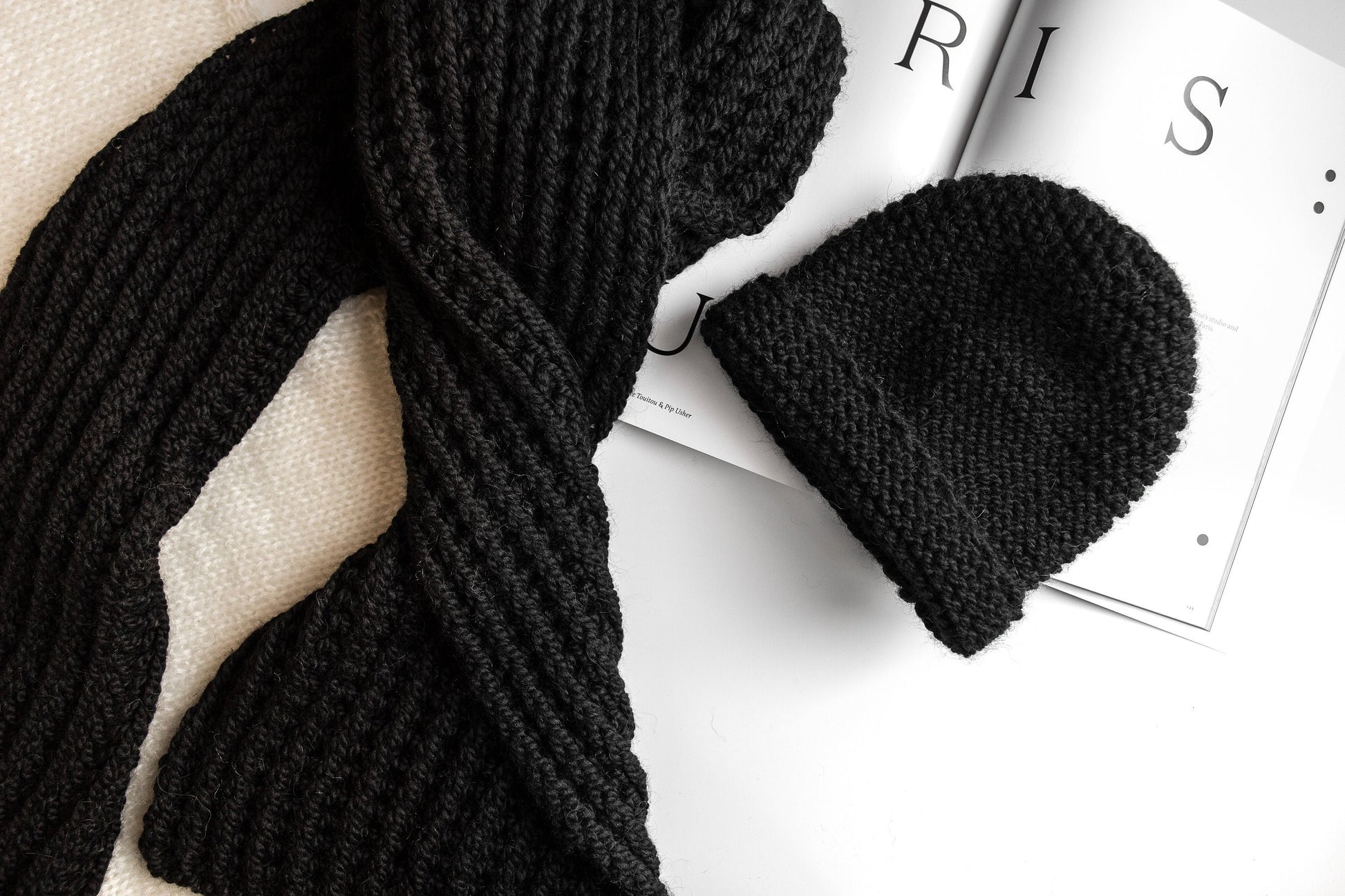 Knit hat and scarf set. Lovely women's alpaca scarf and alpaca hat. Chunky scarf and beanie black hat.