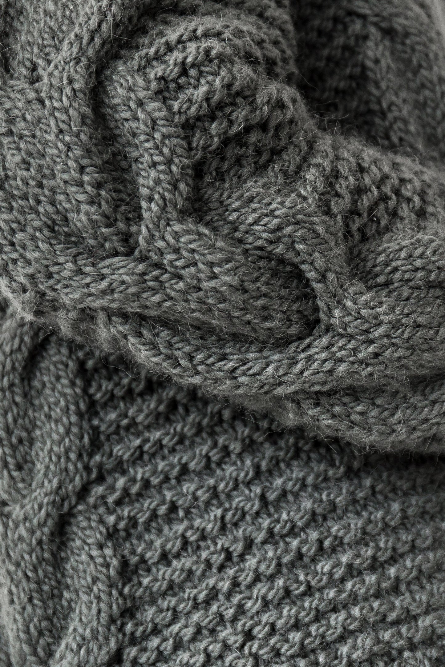 Chunky moss green, cable knit cardigan