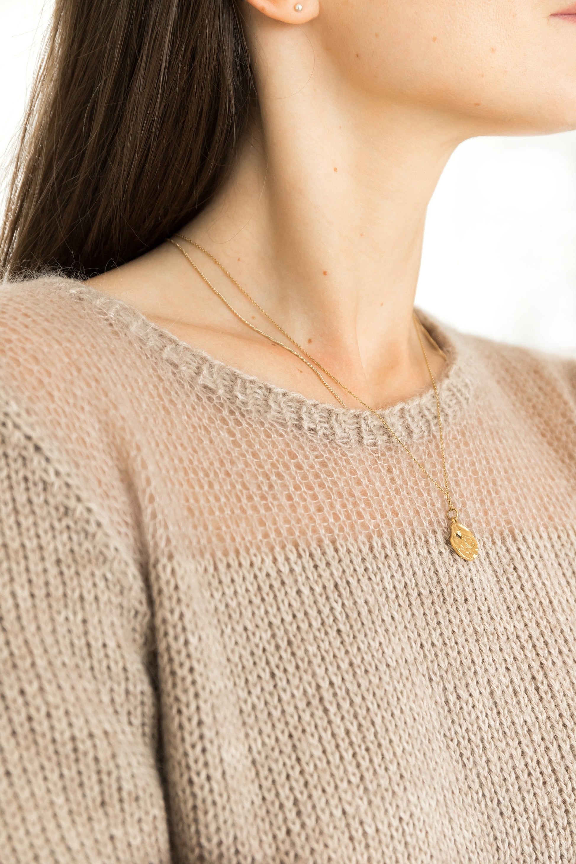 Camel fitted cable knit mohair blend jumper, beige alpaca wool short hand knitted sweater, sand high-waisted handmade fall pullover