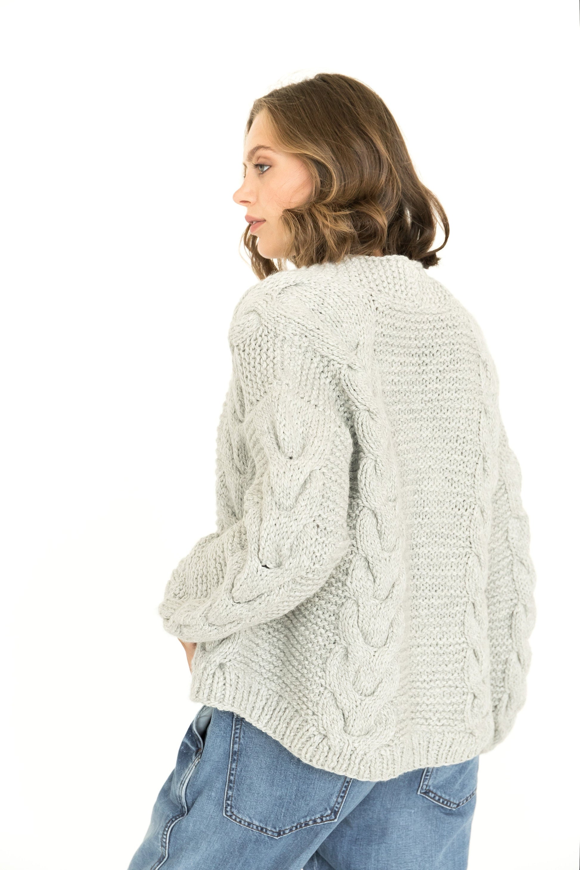 Light Gray Cable Knitted Alpaca And Lambs Wool Chunky Cardigan, Boho Moonshine Grey Handmade Bomber Jacket, Women&#39;s Hand Knit Sweater Gift