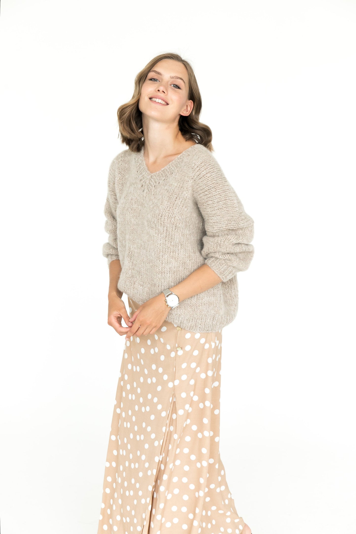 Beige Alpaca V Neck Jumper, Cable Knit Creamy Soft Sweater, Relax Fit Nude Handmade Jumper, Oversize Chunky Knit Pullover For Woman, Gift