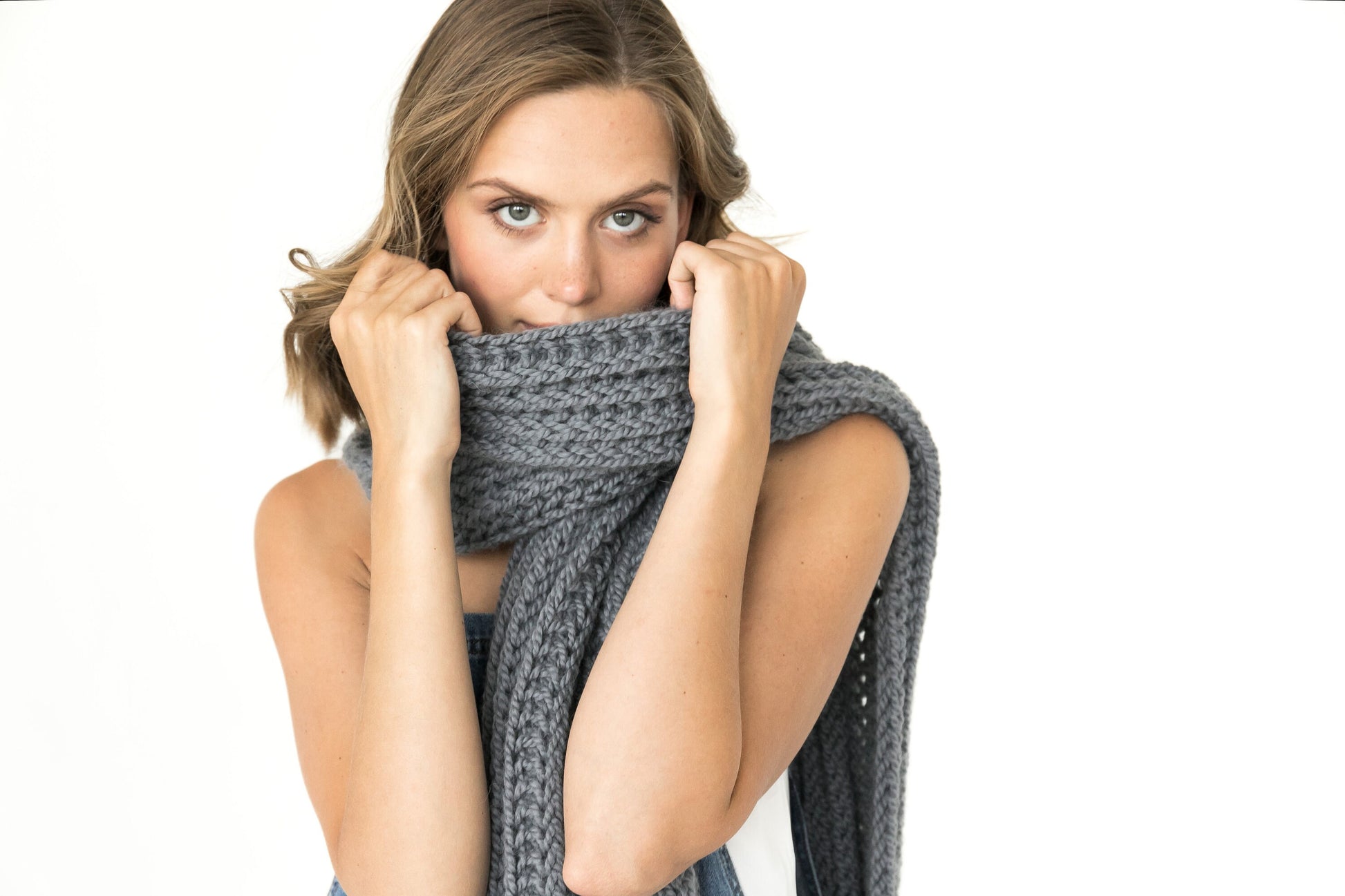 Alpaca scarf, wool scarf, knit scarf, oversize scarf, chunky scarf, fuzzy scarf, gray knit scarf, extralong scarf, knitted scarf, scarf