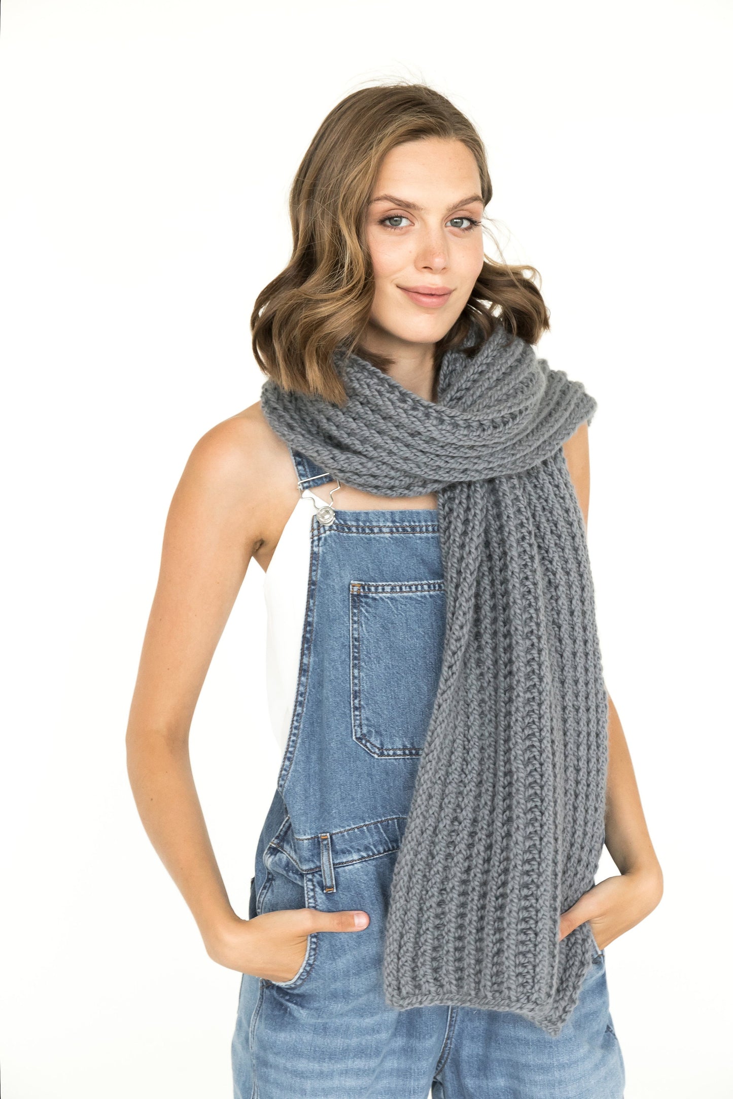 Alpaca scarf, wool scarf, knit scarf, oversize scarf, chunky scarf, fuzzy scarf, gray knit scarf, extralong scarf, knitted scarf, scarf