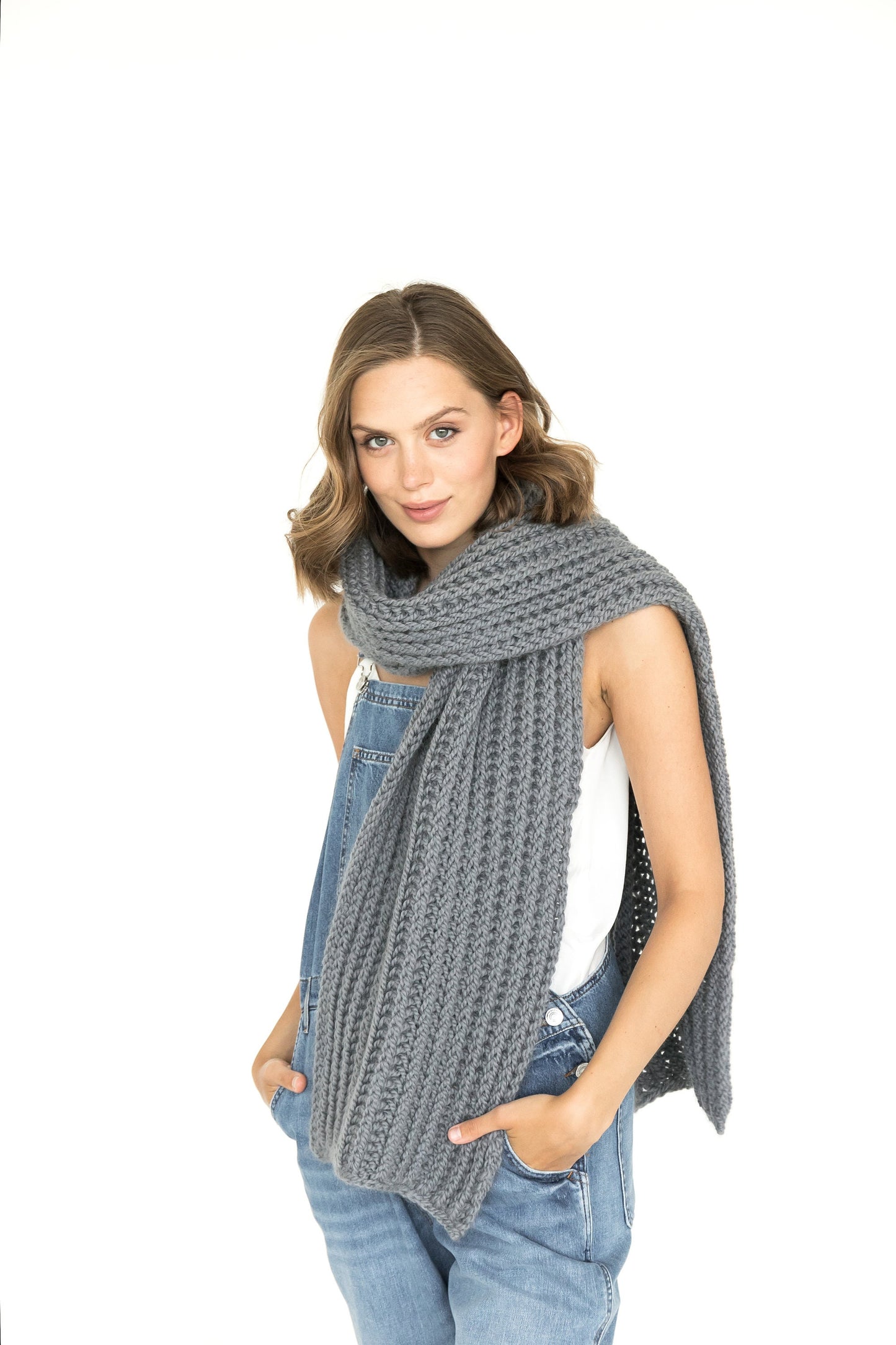 Alpaca scarf, wool scarf, knit scarf, oversize scarf, chunky scarf, fuzzy scarf, gray knit scarf, extralong scarf, knitted scarf, scarf