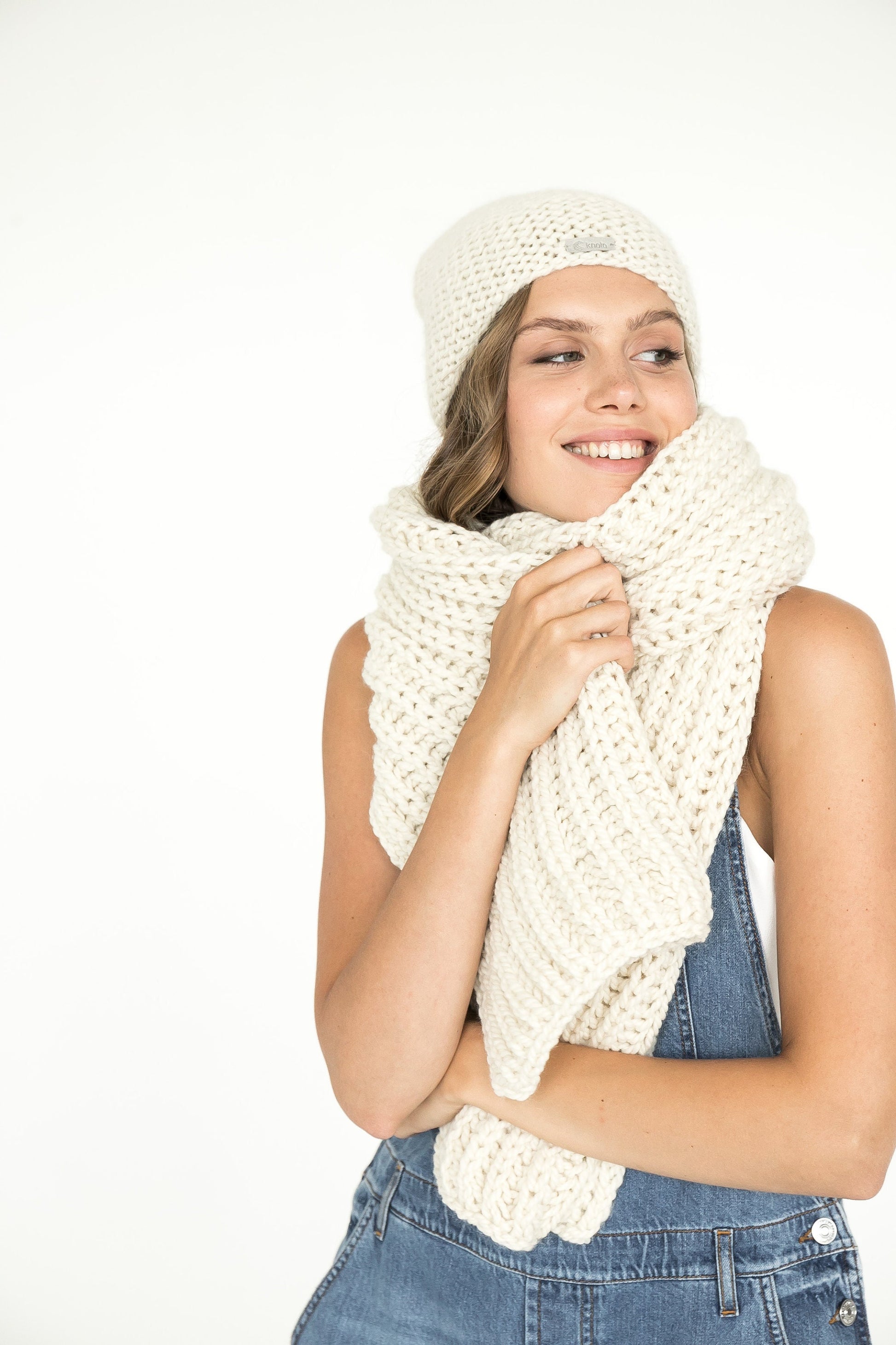 READY TO SHIP. Knit hat and scarf set. Lovely women's alpaca scarf and alpaca hat. Chunky scarf and beanie white hat.