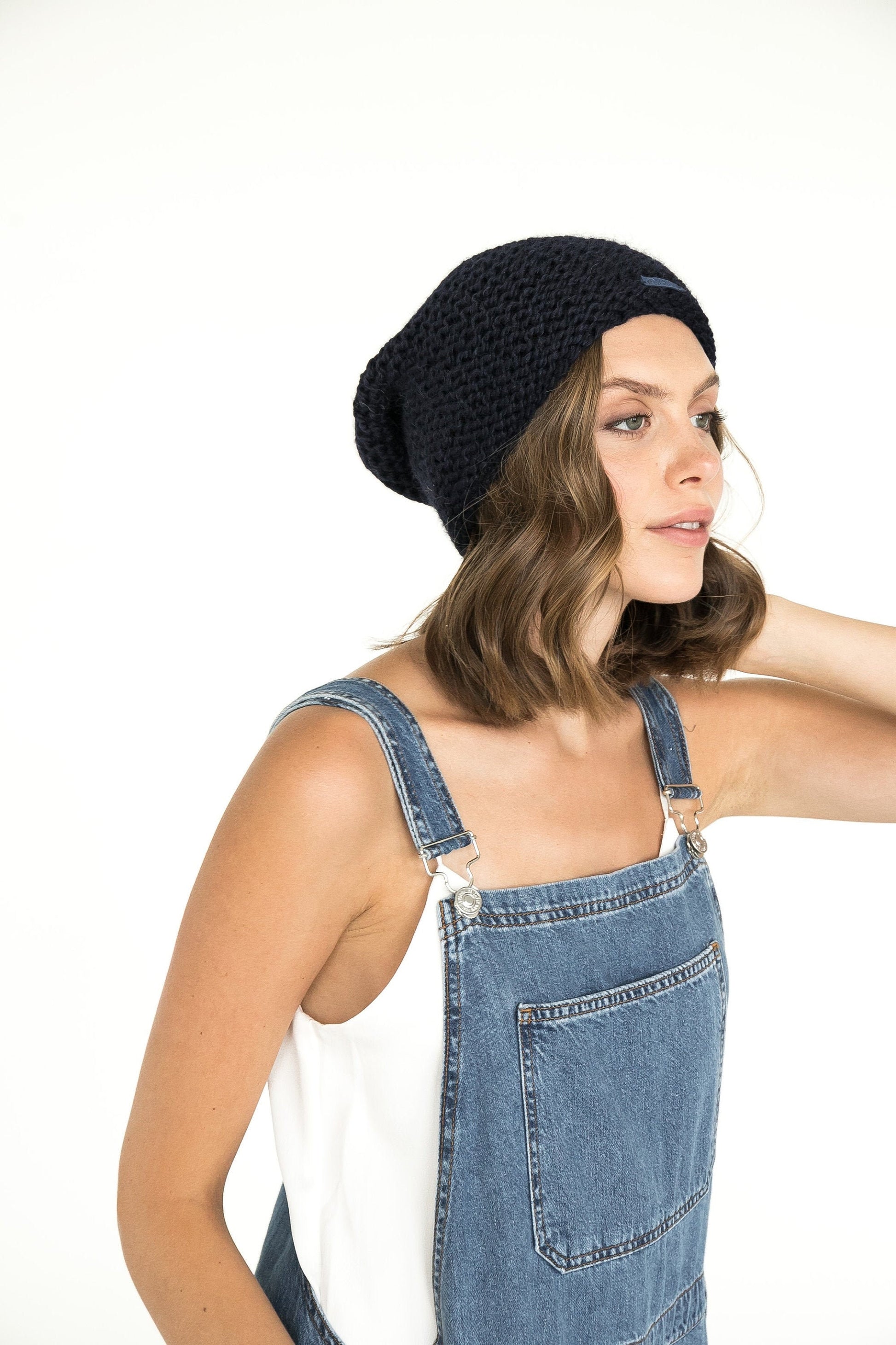Black cable knit alpaca wool slouchy beanie, women&#39;s handmade chunky knitted winter hat, handcrafted warm cap for woman, boho gift for women