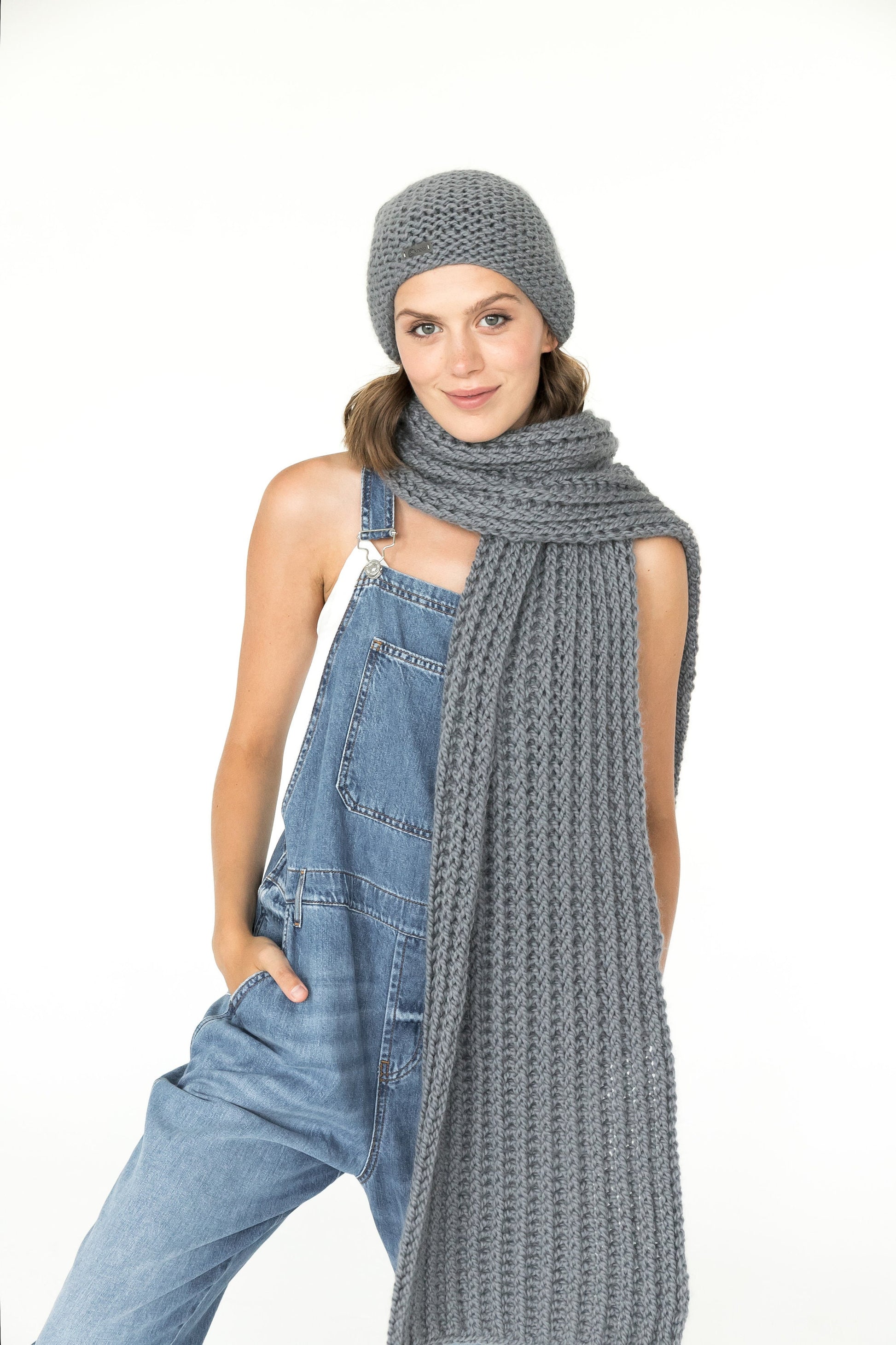 Knit hat and scarf set. Lovely women's alpaca scarf and alpaca hat. Chunky scarf and beanie gray hat.