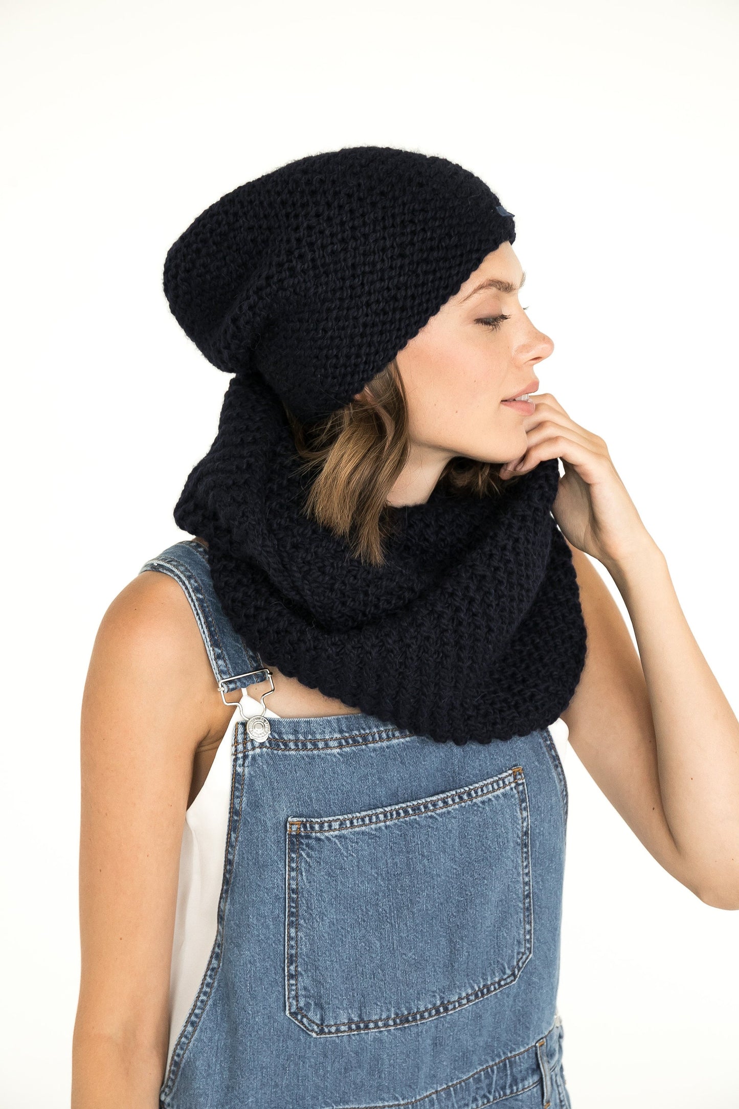 Knit hat and infinity scarf set. Lovely women's alpaca scarf and alpaca hat. Infinity scarf and beanie black hat.