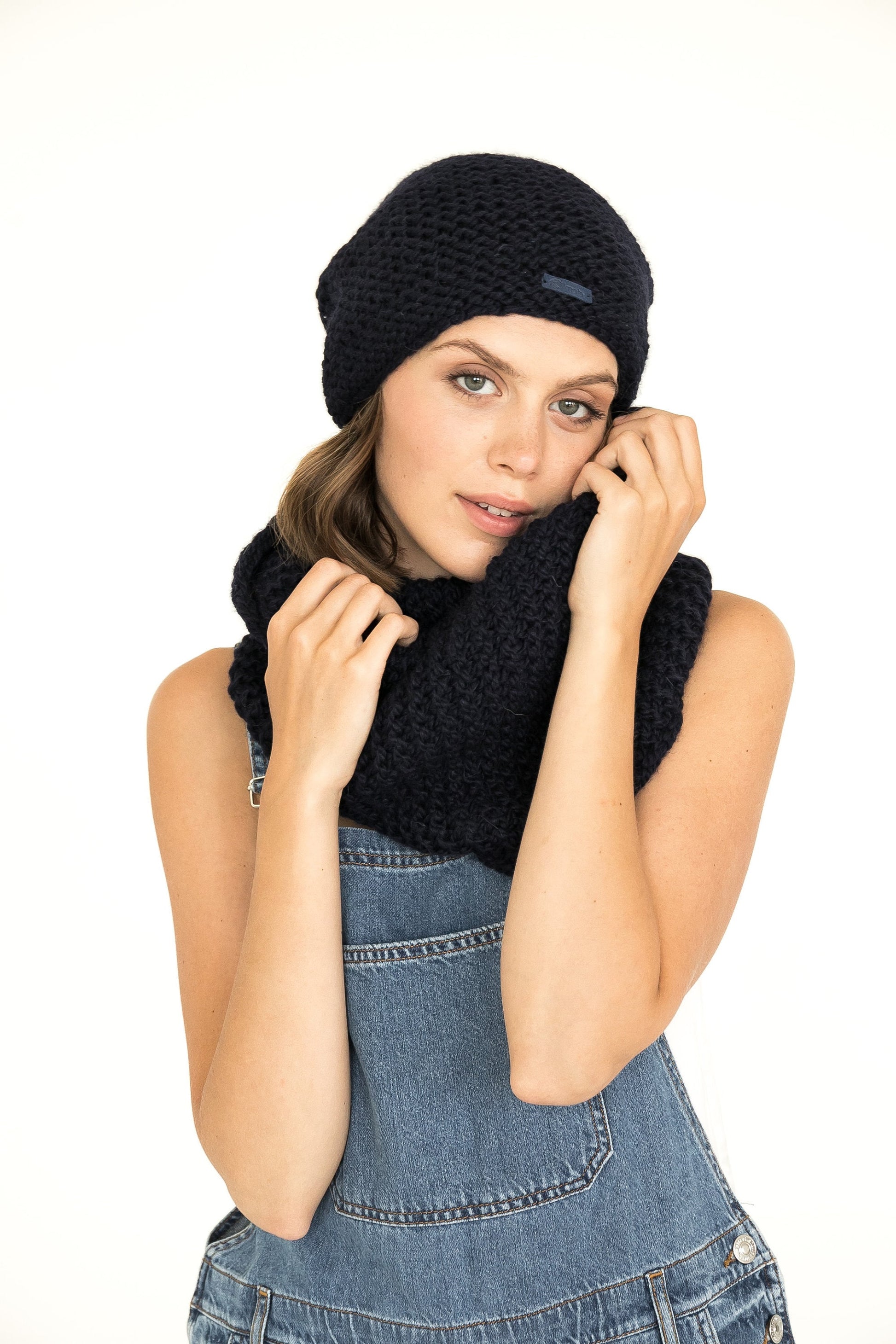 Knit hat and infinity scarf set. Lovely women's alpaca scarf and alpaca hat. Infinity scarf and beanie black hat.