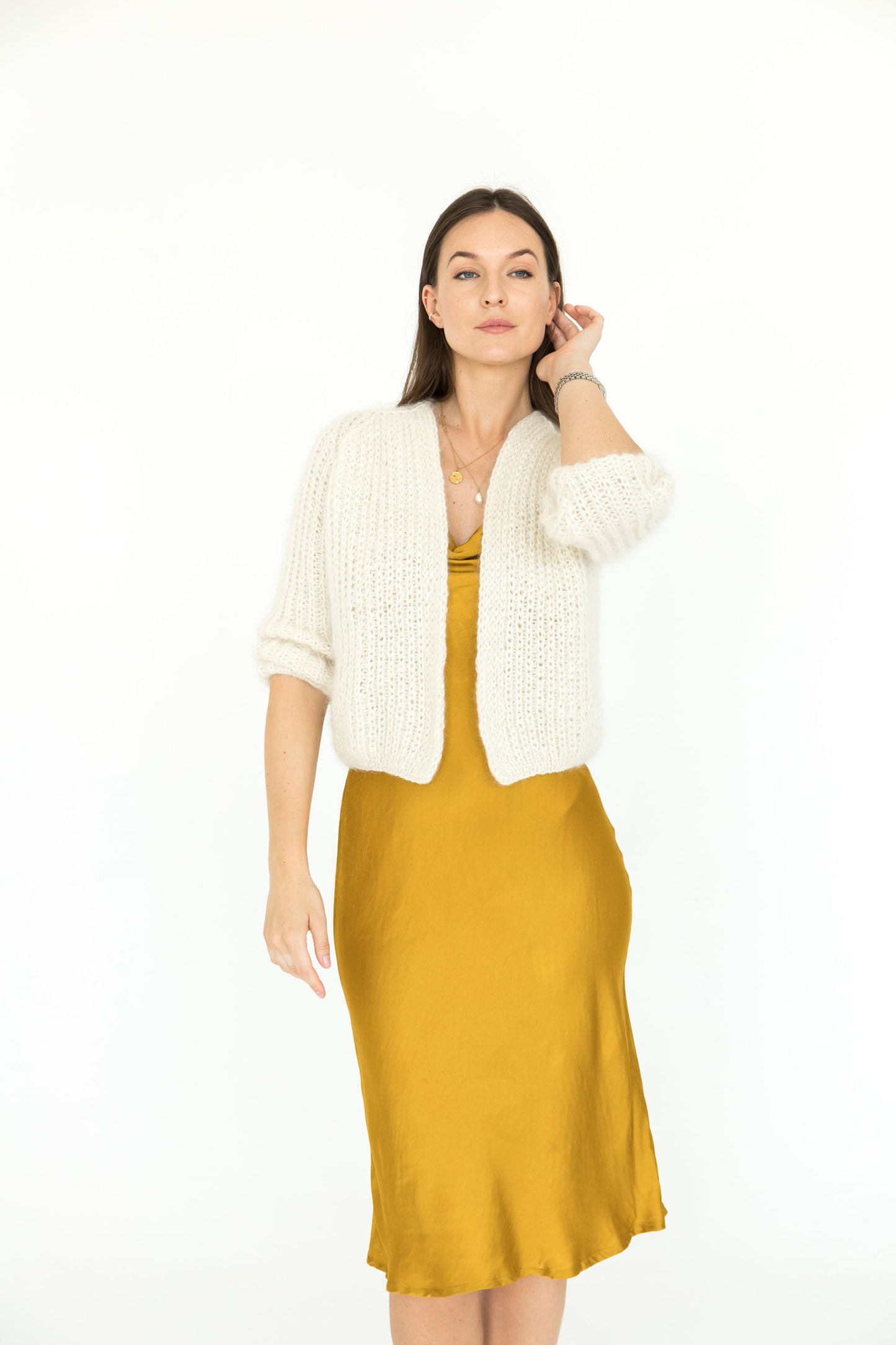 White cropped mohair wool cable knit cardigan, ivory short alpaca fluffy chunky knitted sweater, milky high-waisted fuzzy jacket for wedding