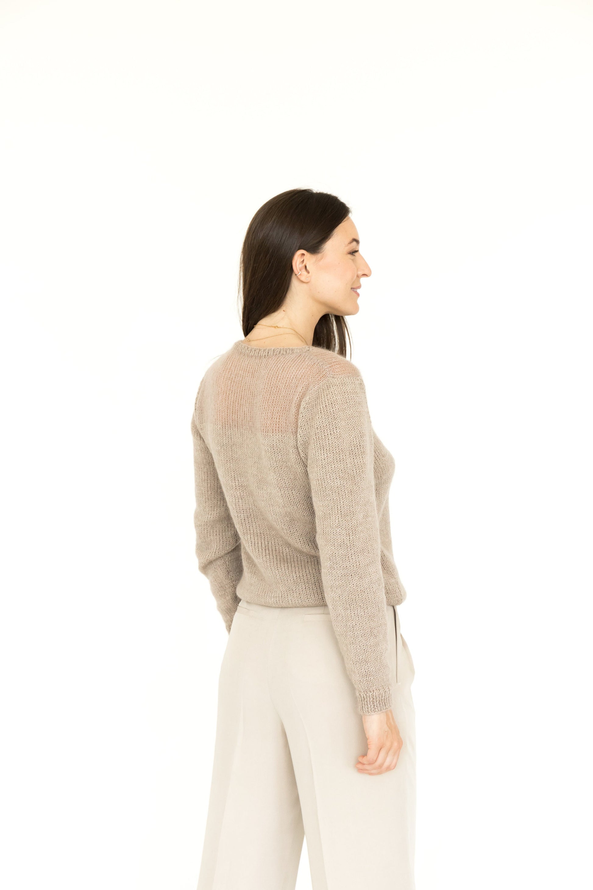 Camel fitted cable knit mohair blend jumper, beige alpaca wool short hand knitted sweater, sand high-waisted handmade fall pullover