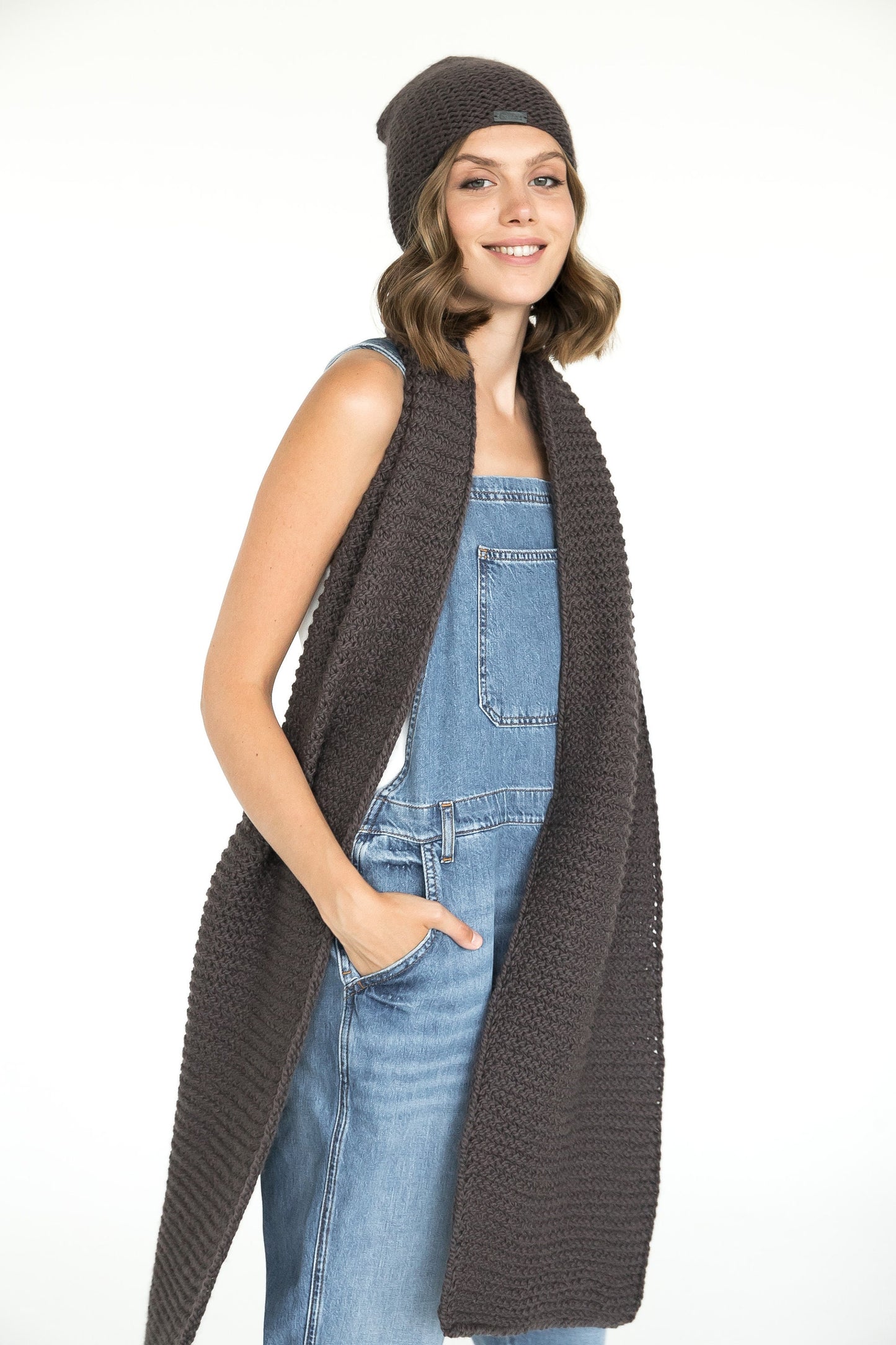 READY TO SHIP. Knit hat and scarf set. Lovely women's alpaca scarf and alpaca hat. Chunky scarf and beanie brown hat.