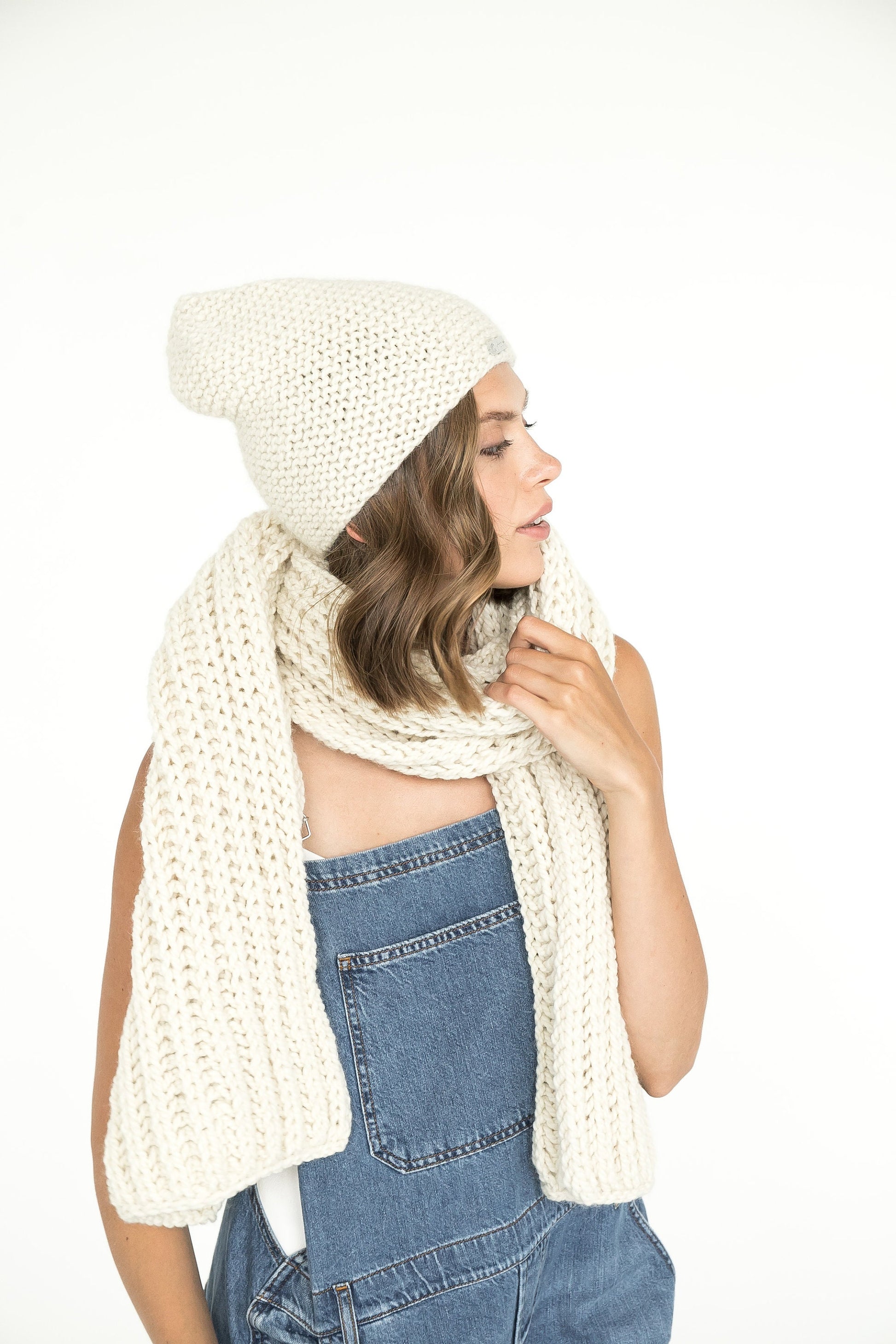 READY TO SHIP. Knit hat and scarf set. Lovely women's alpaca scarf and alpaca hat. Chunky scarf and beanie white hat.