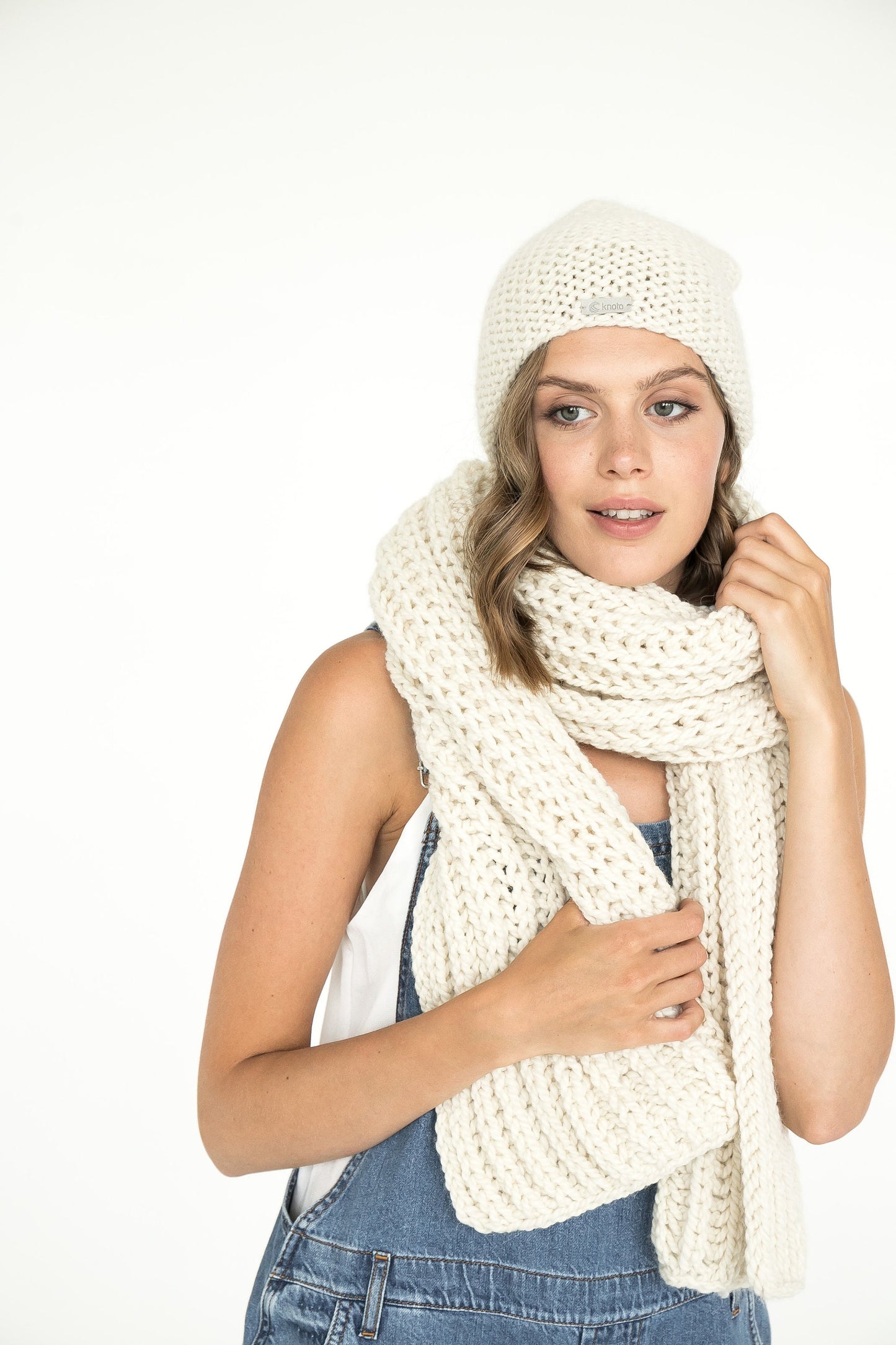 READY TO SHIP. Knit hat and scarf set. Lovely women's alpaca scarf and alpaca hat. Chunky scarf and beanie white hat.