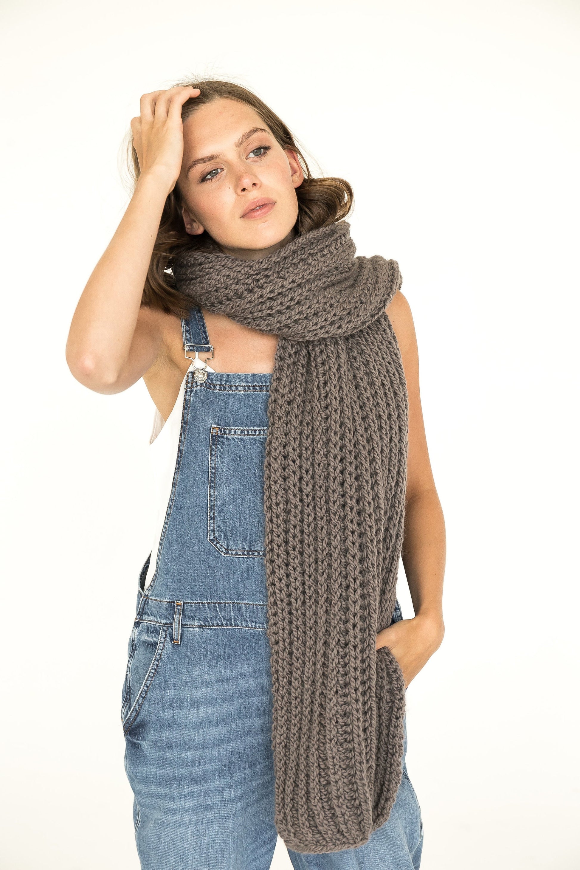 Alpaca scarf, wool scarf, knit scarf, oversize scarf, chunky scarf, fuzzy scarf, white knit scarf, extralong scarf, knitted scarf, scarf