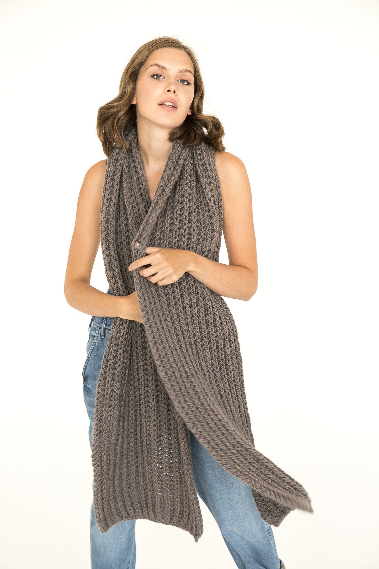 Alpaca scarf, wool scarf, knit scarf, oversize scarf, chunky scarf, fuzzy scarf, white knit scarf, extralong scarf, knitted scarf, scarf