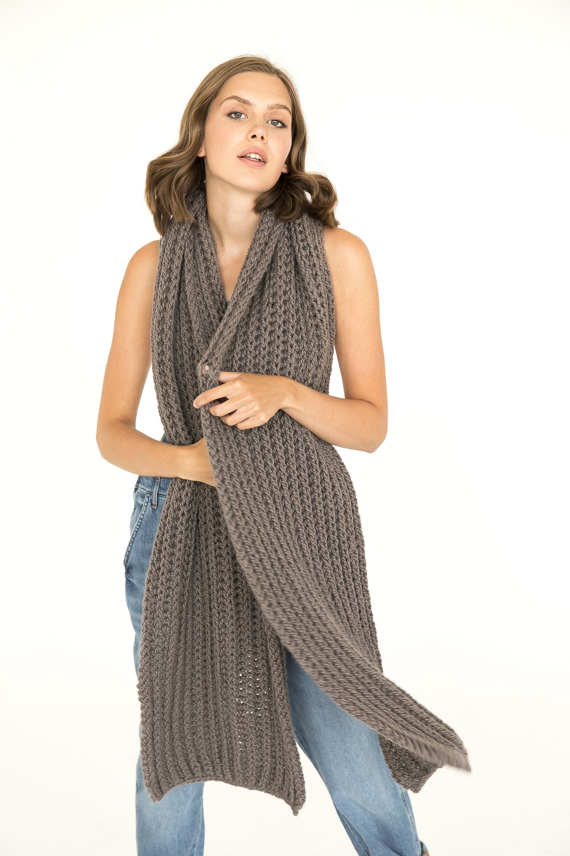 Alpaca scarf, wool scarf, knit scarf, oversize scarf, chunky scarf, fuzzy scarf, white knit scarf, extralong scarf, knitted scarf, scarf