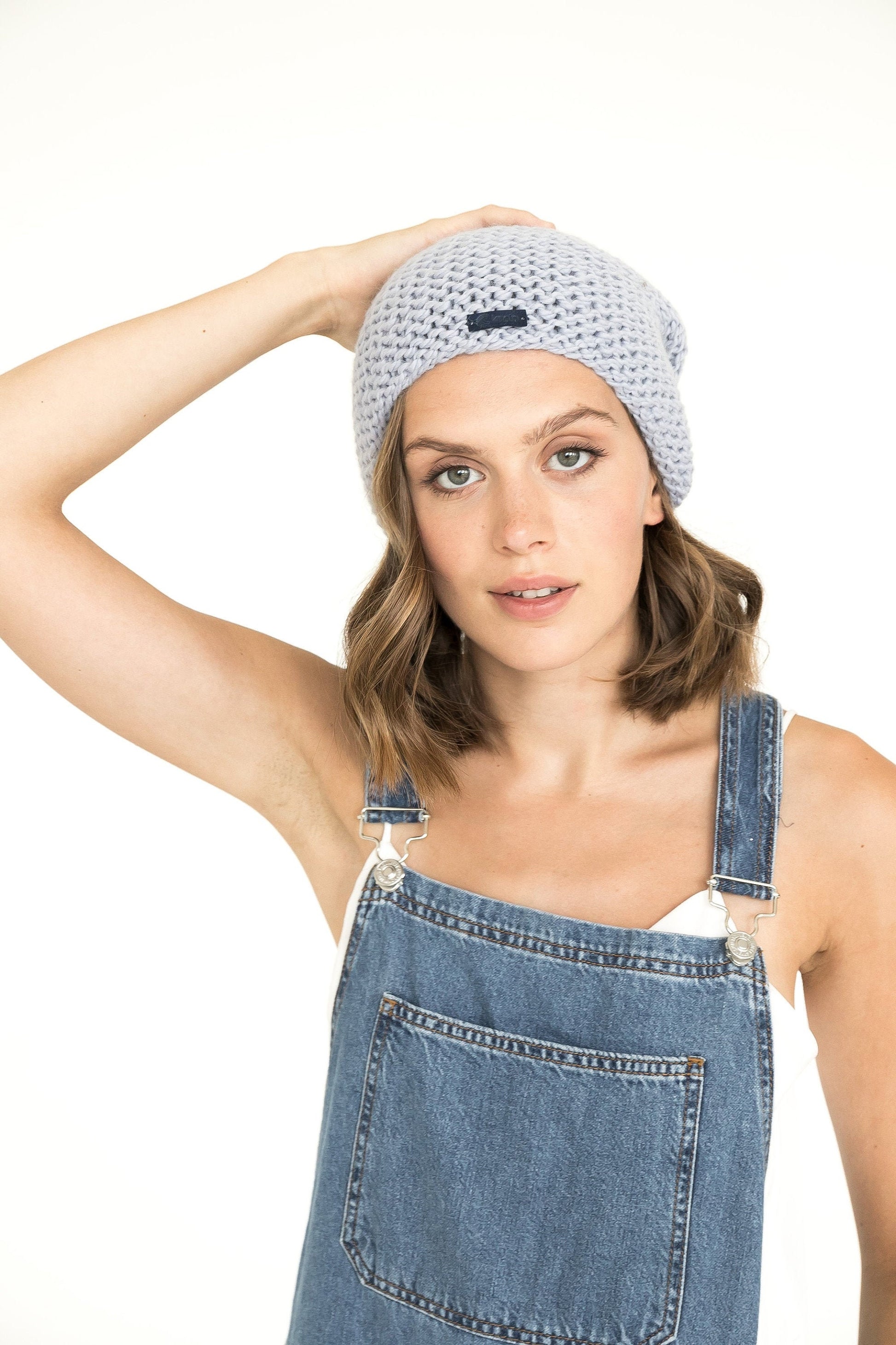 Light blue cable knit alpaca wool slouchy beanie, sky blue warm winter chunky knitted cap, pastel baby blue women&#39;s handmade gift, boho