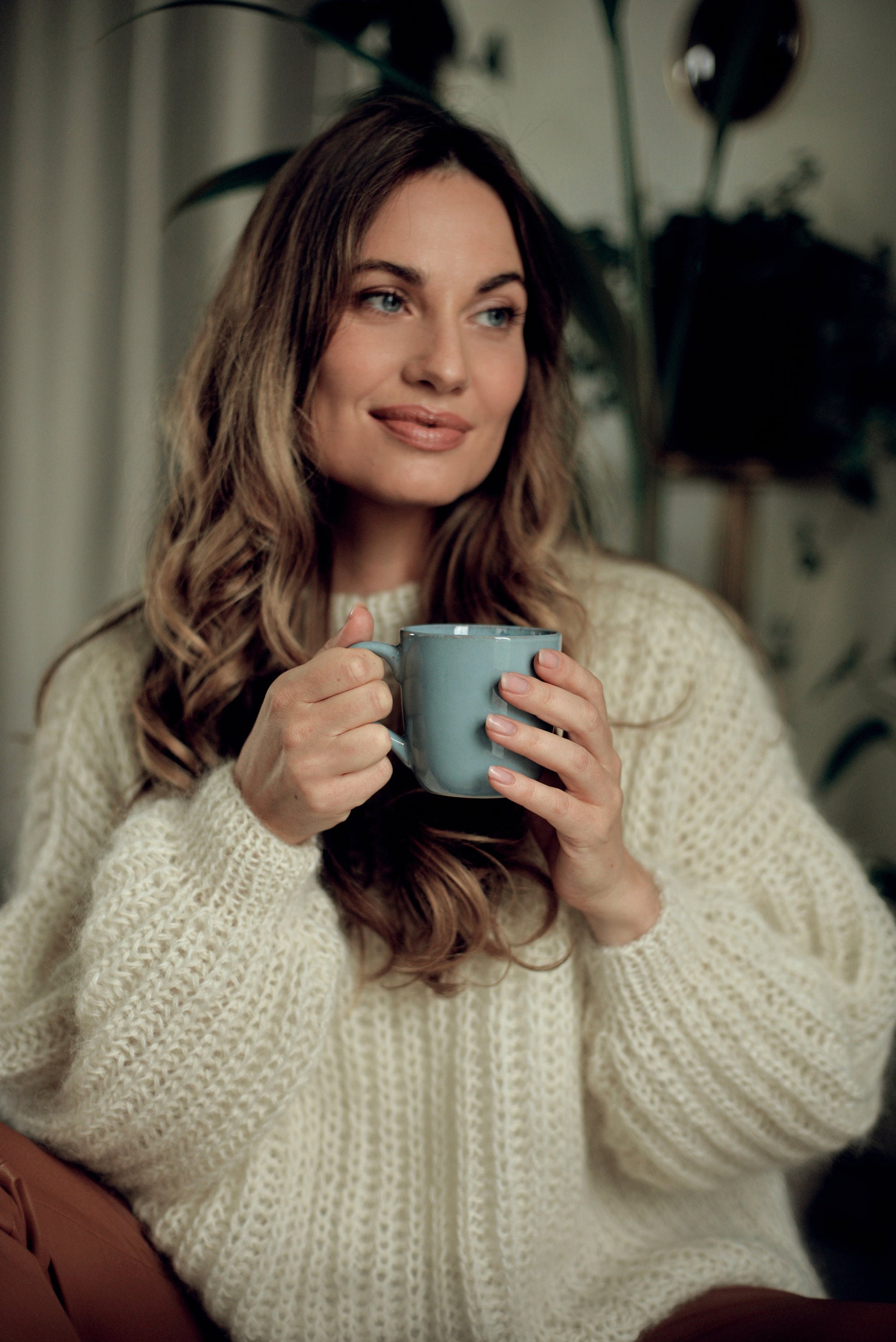 Brown oversized cable knit mohair sweater, fuzzy chunky knitted alpaca wool blend jumper, fluffy fisherman ribbed handmade thick pullover