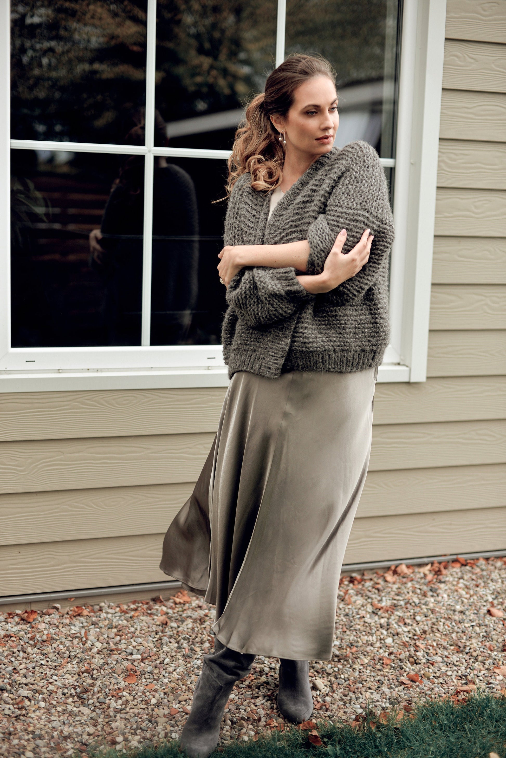 Gray chunky knit alpaca cardigan with buttons, hand-knit oversized sweater, cable knitted jacket with balloon sleeves, grey women&#39;s cardigan