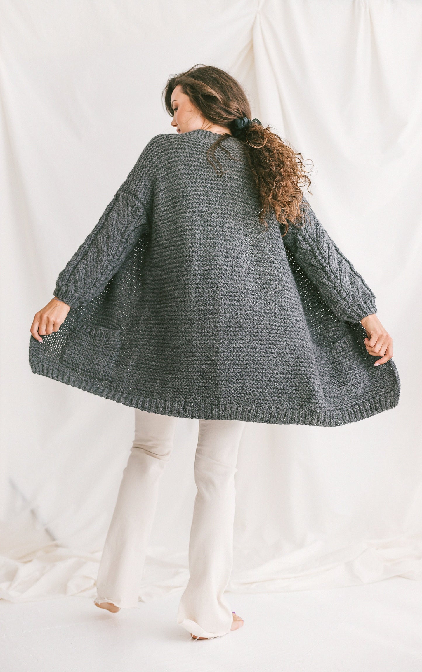 Gray Oversized Alpaca Cardigan, Chunky Knit Cardigan With Pockets, Cable Knit Women Sweater, Loose Wool Cardigan, Oversize Sweater In Grey