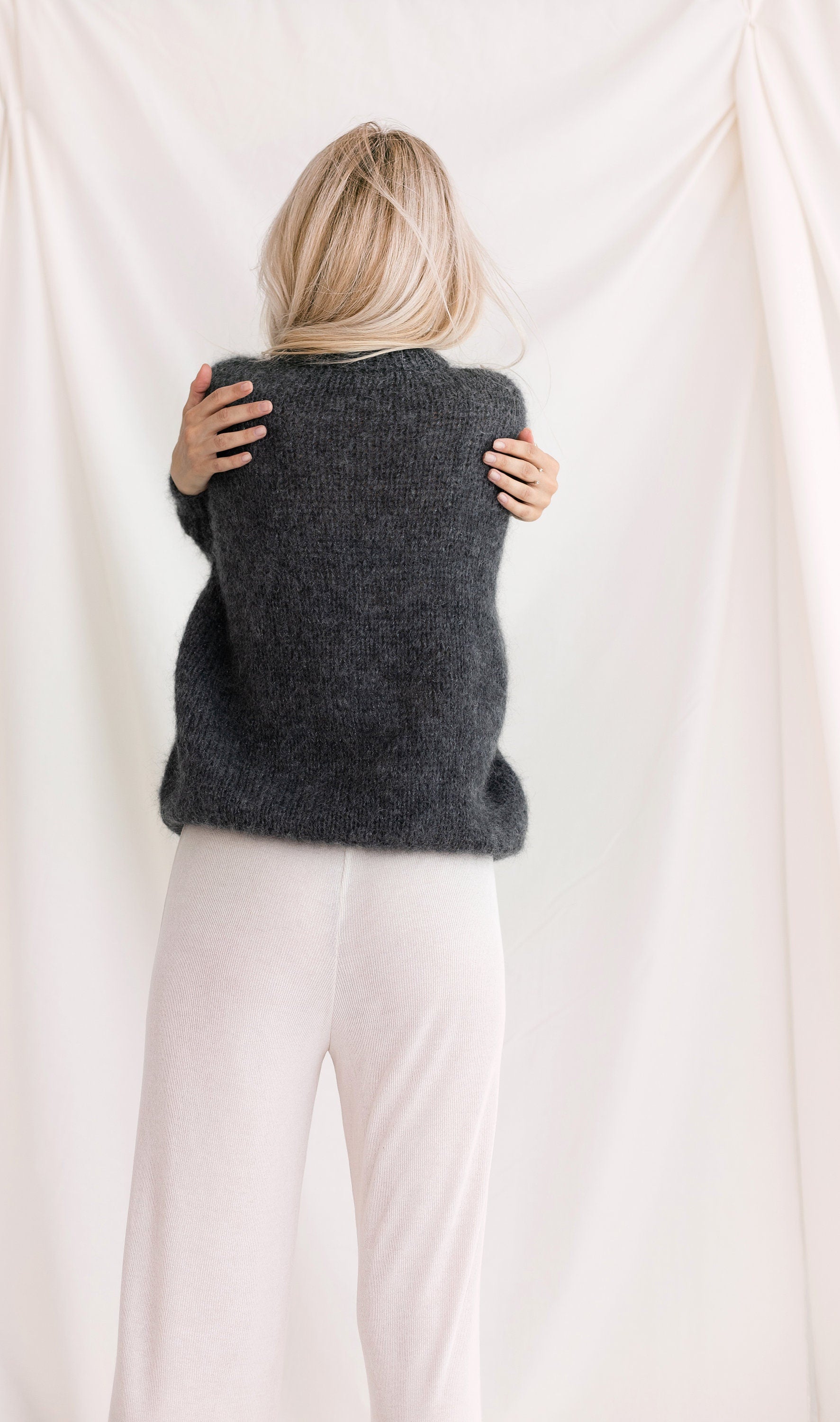 Gray Mohair Sweater, Fuzzy Alpaca Pullover, Relaxed Fit Alpaca Jumper, Fluffy Mohair Pullover, Cable Knit Grey Sweater, Loose Sweater, Gift