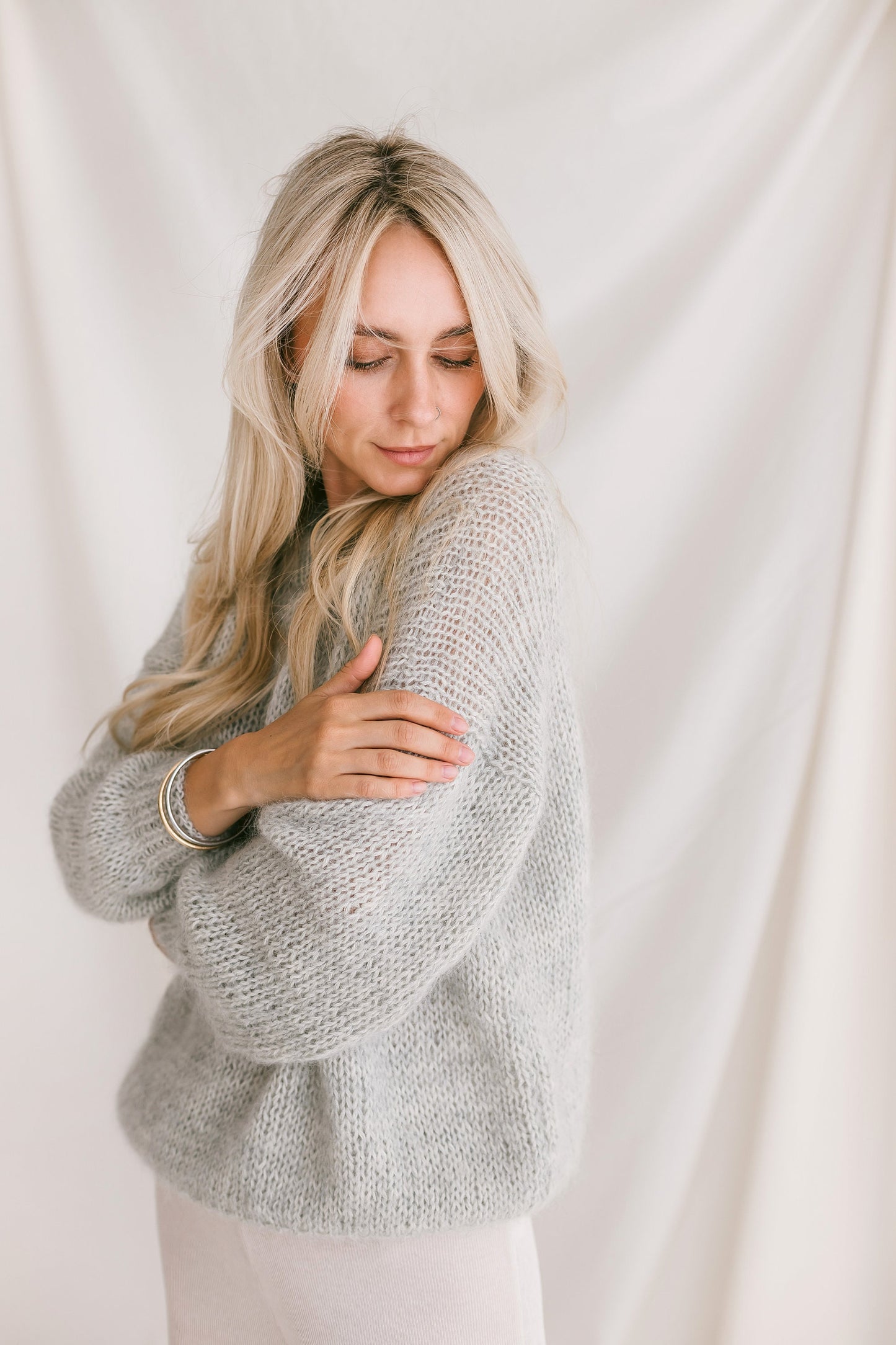 Rust Mohair Sweater, Oversized Cable Knit Woman Pullover, Relaxed Fit Alpaca Jumper, Fluffy Brick Pullover, Chunky Knit Loose Sweater, Boho