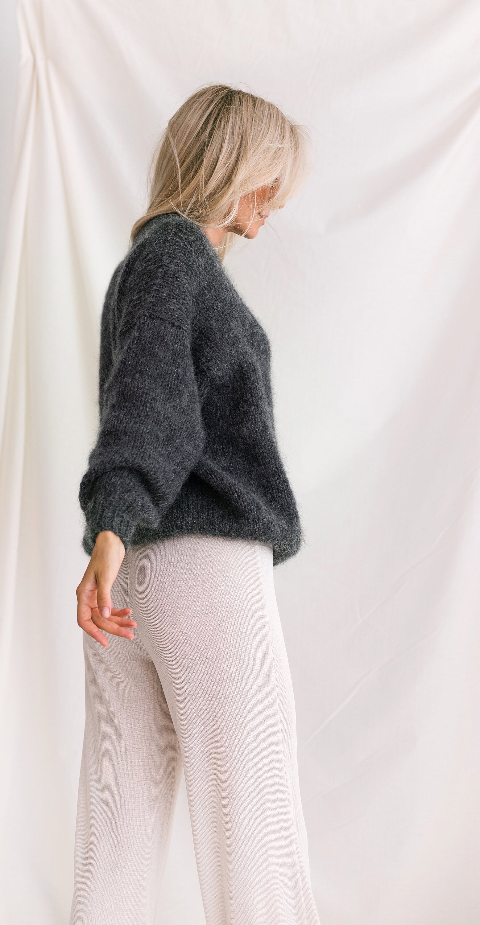 Gray Mohair Sweater, Fuzzy Alpaca Pullover, Relaxed Fit Alpaca Jumper, Fluffy Mohair Pullover, Cable Knit Grey Sweater, Loose Sweater, Gift