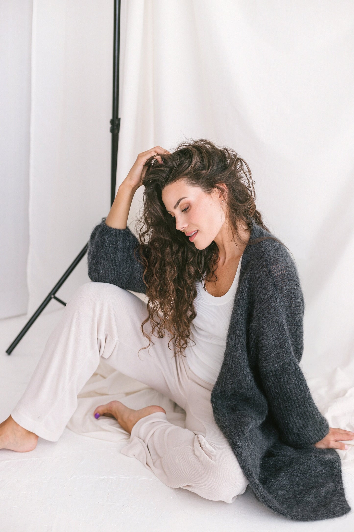 Long Dark Gray Mohair Cardigan, Chunky knit, Oversized Alpaca Wool Sweater, Fuzzy Boho Cardigan, Fluffy Grey Woman Jacket, Balloon Sleeves