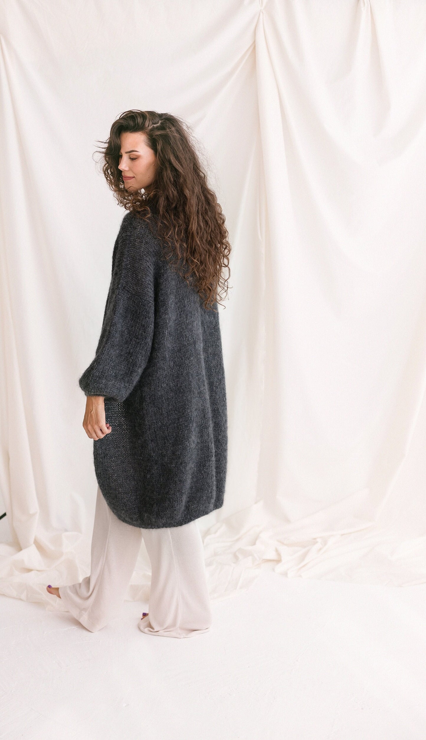 Long Dark Gray Mohair Cardigan, Chunky knit, Oversized Alpaca Wool Sweater, Fuzzy Boho Cardigan, Fluffy Grey Woman Jacket, Balloon Sleeves