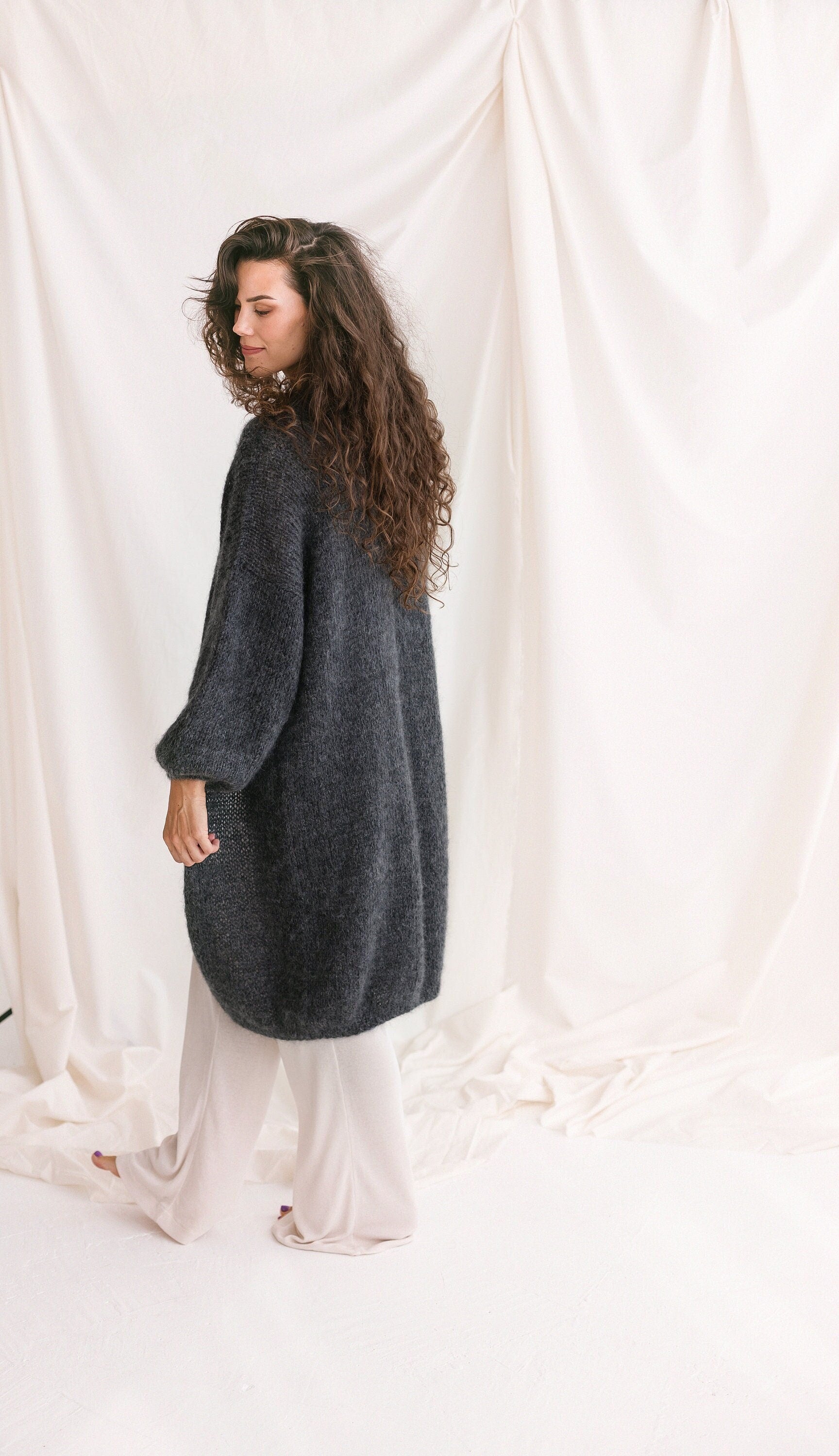 Long Dark Gray Mohair Cardigan, Chunky knit, Oversized Alpaca Wool Sweater, Fuzzy Boho Cardigan, Fluffy Grey Woman Jacket, Balloon Sleeves