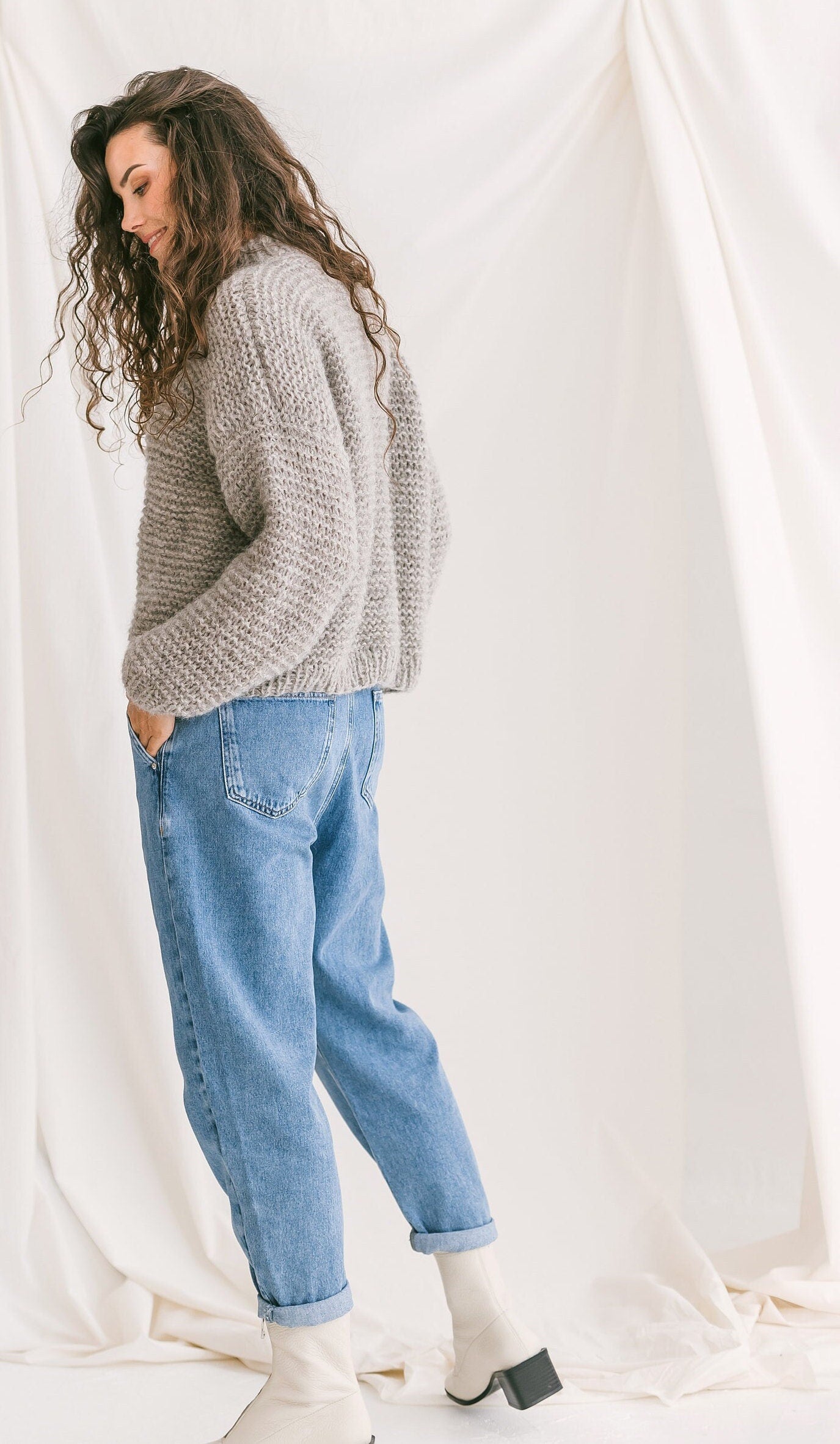 Light Gray Cable Knit Sweater, Relaxed Fit Jumper, Grey Alpaca Pullover, Chunky Knit Wool Sweater, Knitted Jumper, Oversized Woman Sweater