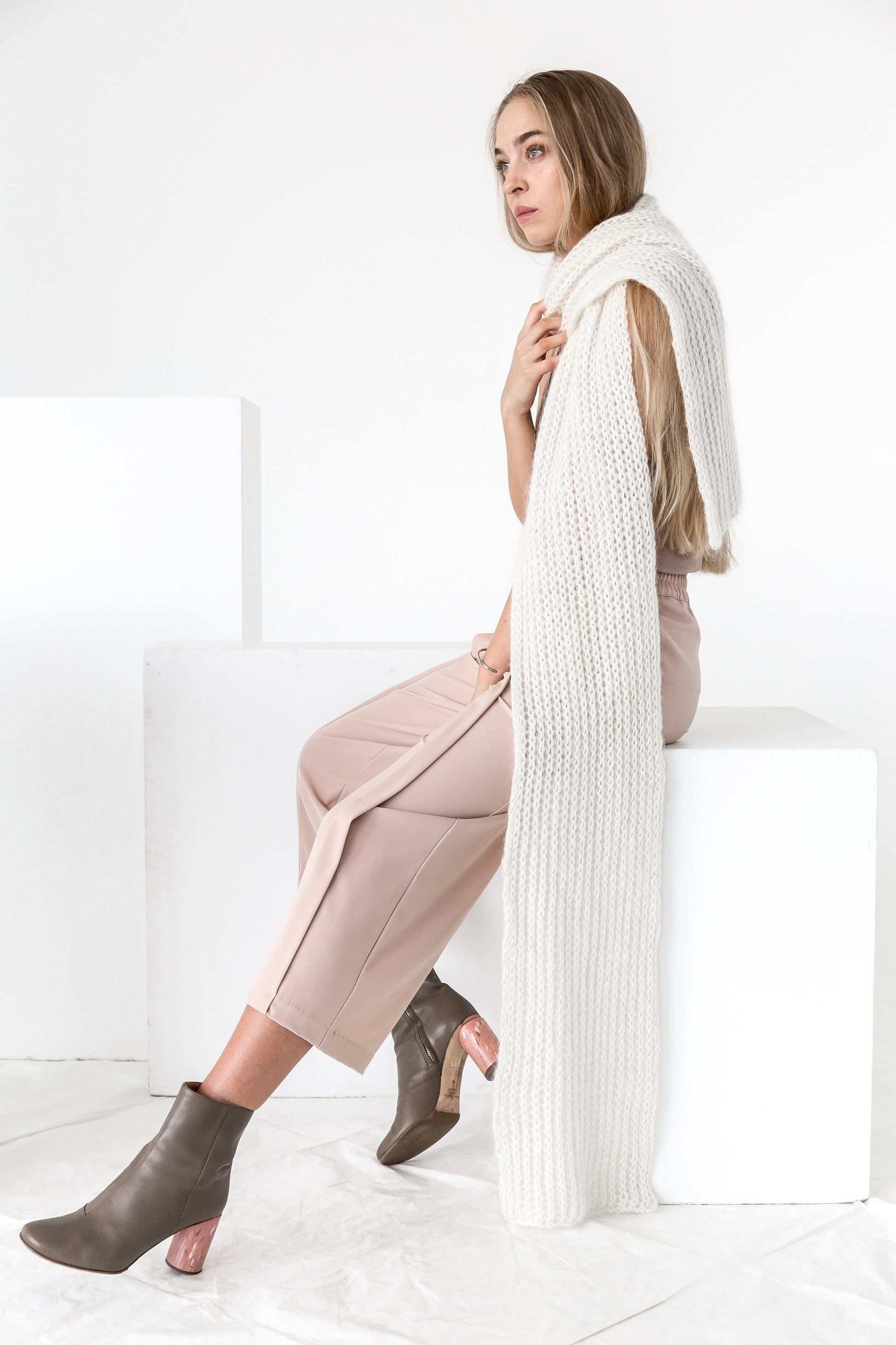 Ribbed Knit White Mohair Scarf, Long Milky Cable Knit Oversize Alpaca Wool Scarf, Women Fuzzy Knitted Shawl, Unisex Winer Wrap, Gift For Her