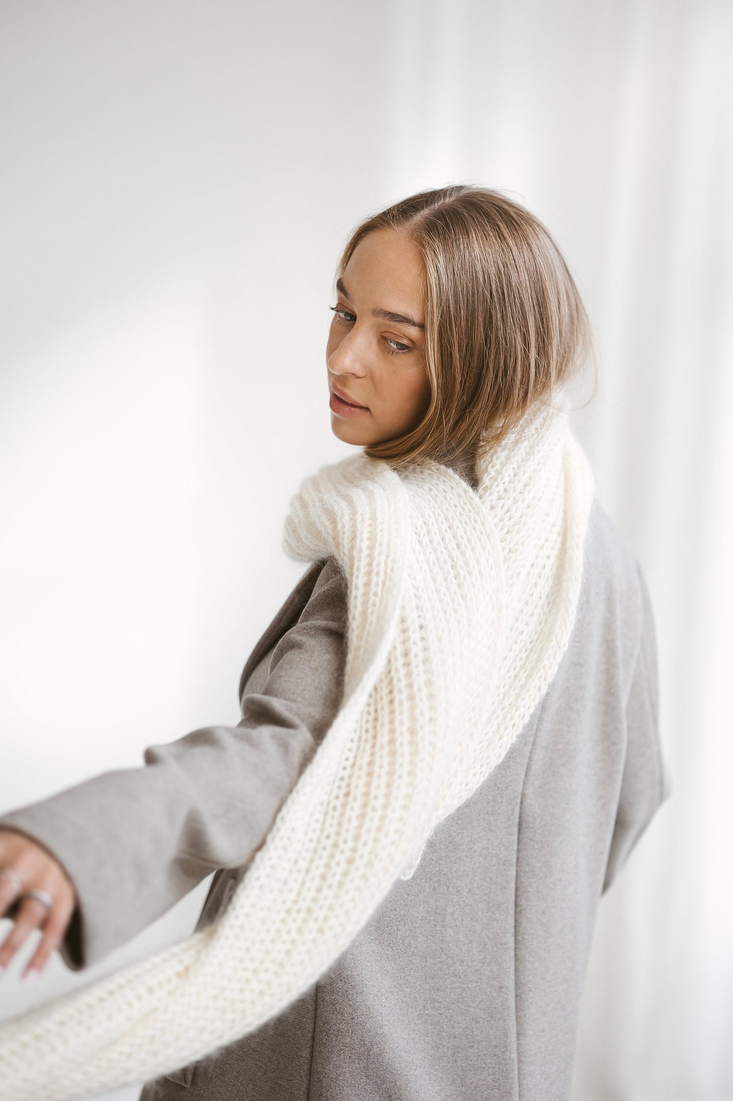 Ribbed Knit White Mohair Scarf, Long Milky Cable Knit Oversize Alpaca Wool Scarf, Women Fuzzy Knitted Shawl, Unisex Winer Wrap, Gift For Her