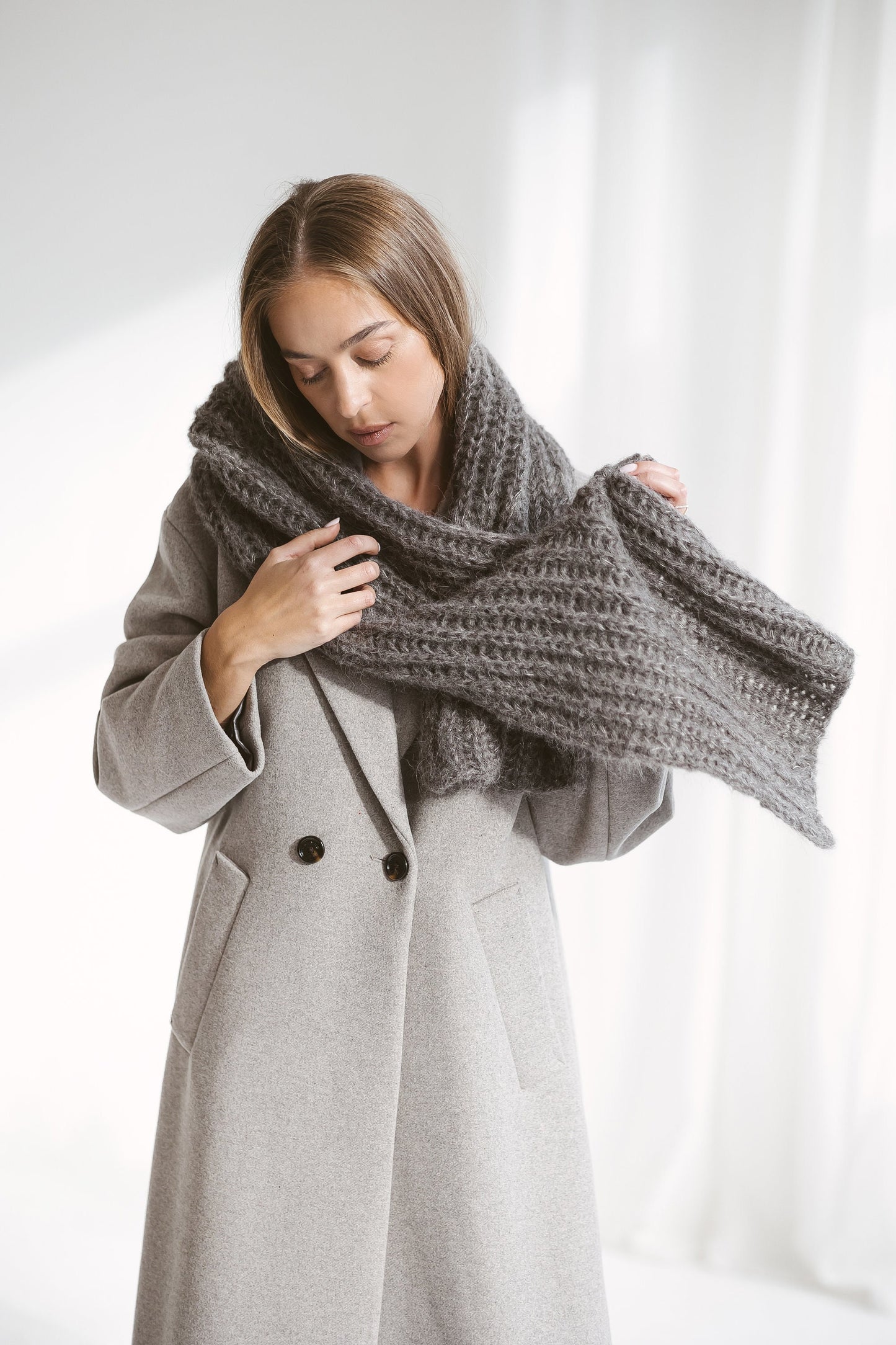 Green cable knit alpaca scarf, long oversized alpaca scarf, ribbed knit winter scarves, grey cowl scarf, man, woman, unisex, knitted shawl