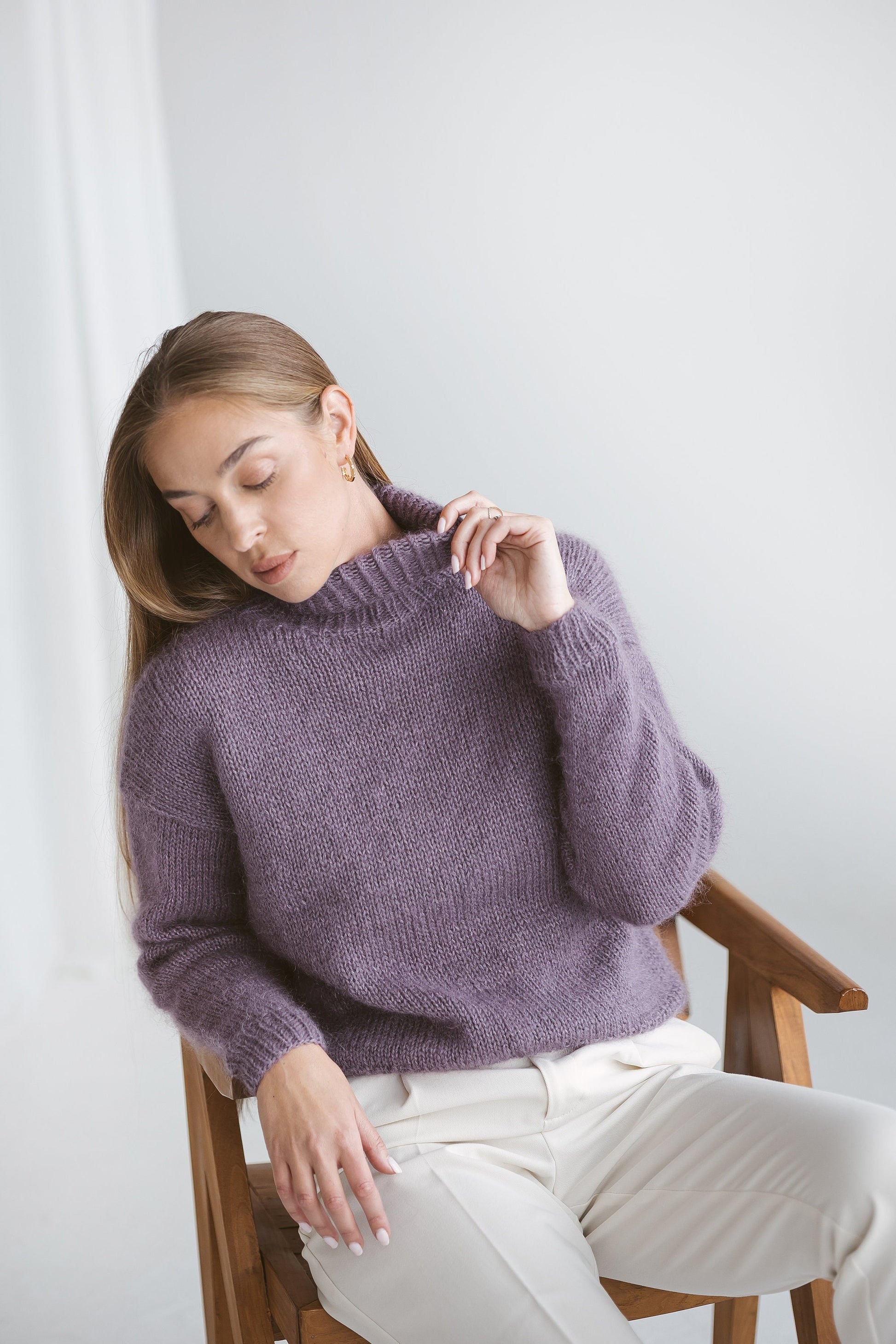 Purple mohair sweater, violet cable knit alpaca pullover, heather fuzzy mohair turtleneck jumper, fluffy mohair high neck sweater, gift